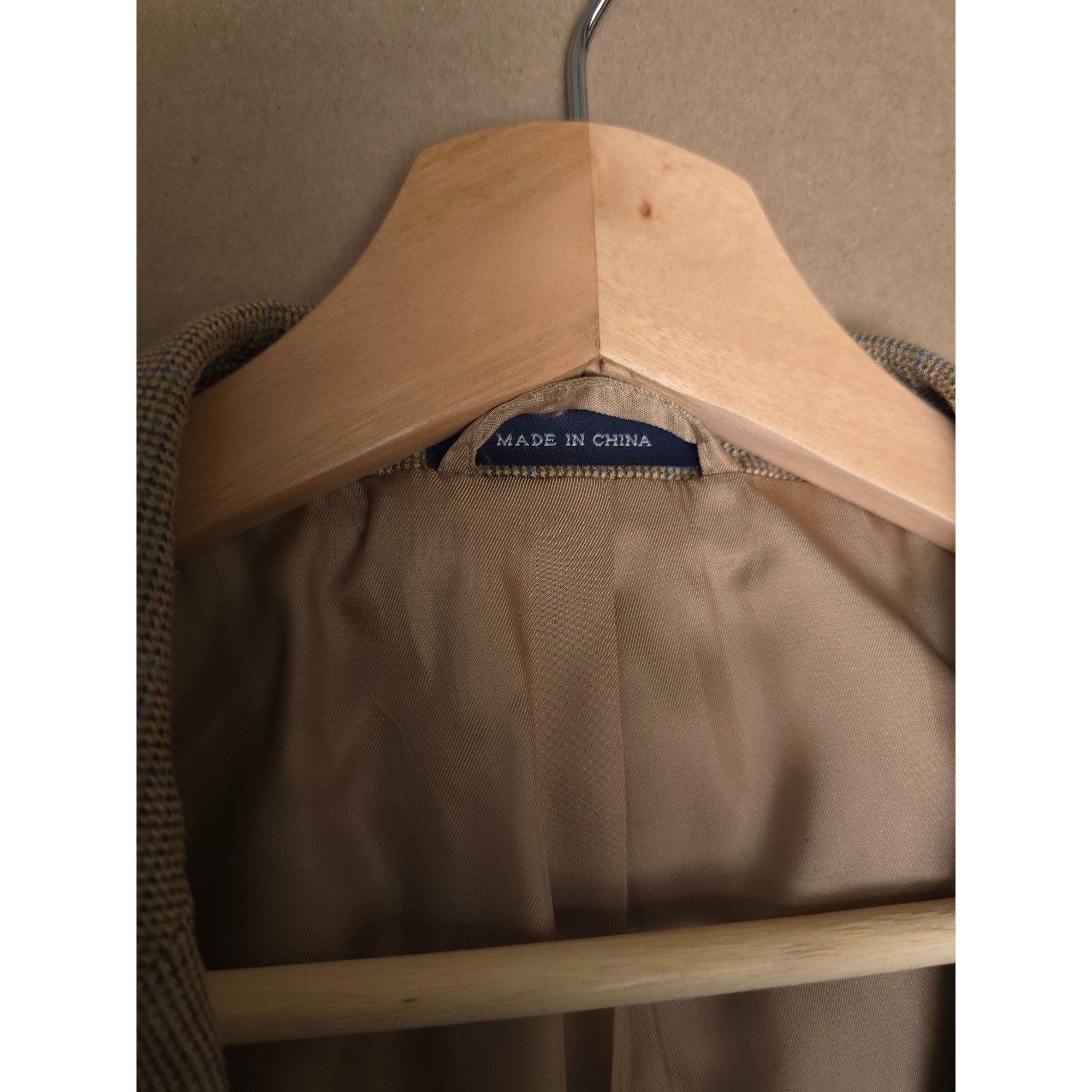 Ralph Lauren Ralph Lauren Mens wool Blazer 44R Silk lined Tan Herringbone Size 44R - 6 Thumbnail