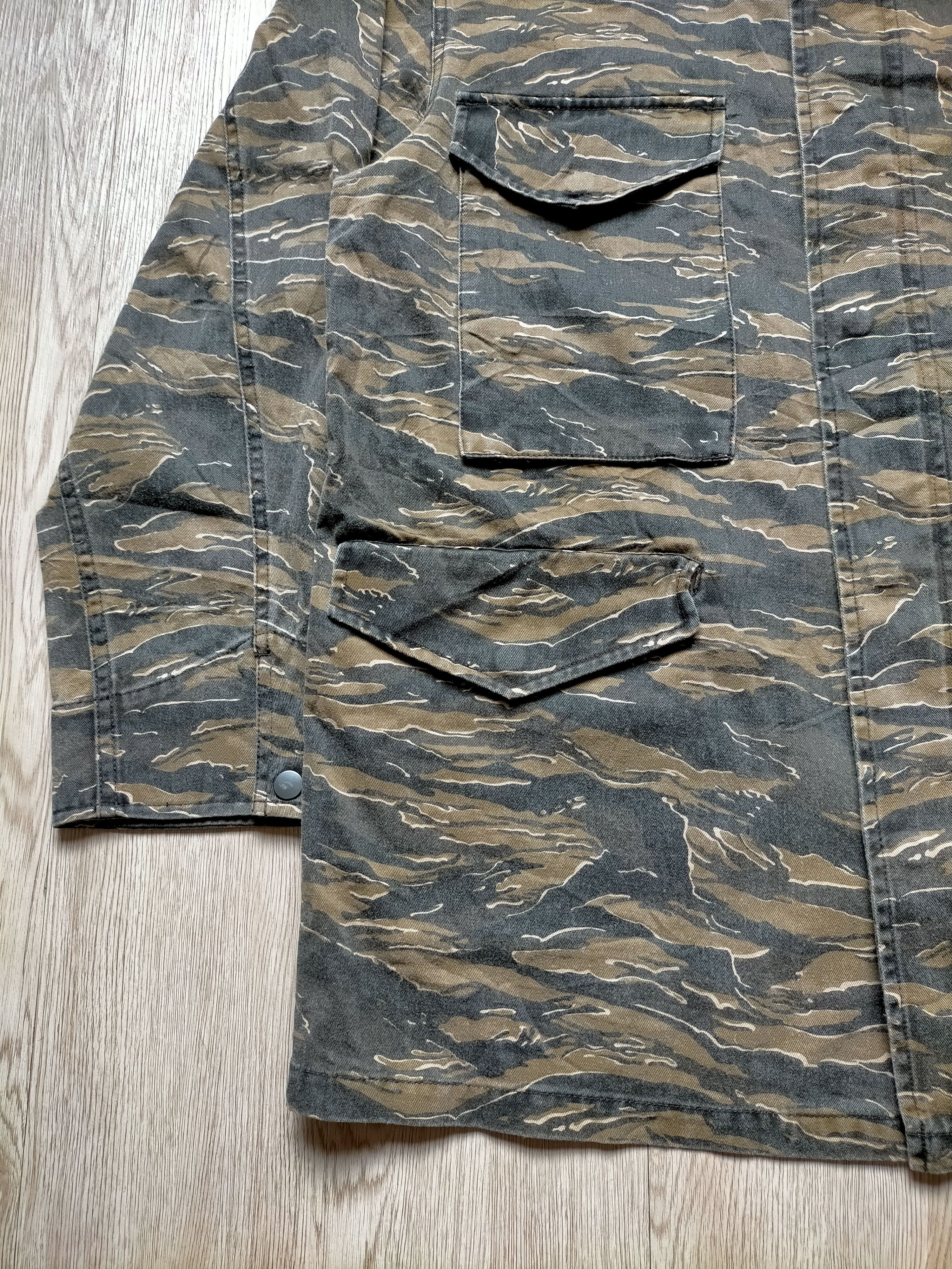 Hysteric Glamour Right On tiger stripe Jacket Size US L / EU 52-54 / 3 - 7 Thumbnail