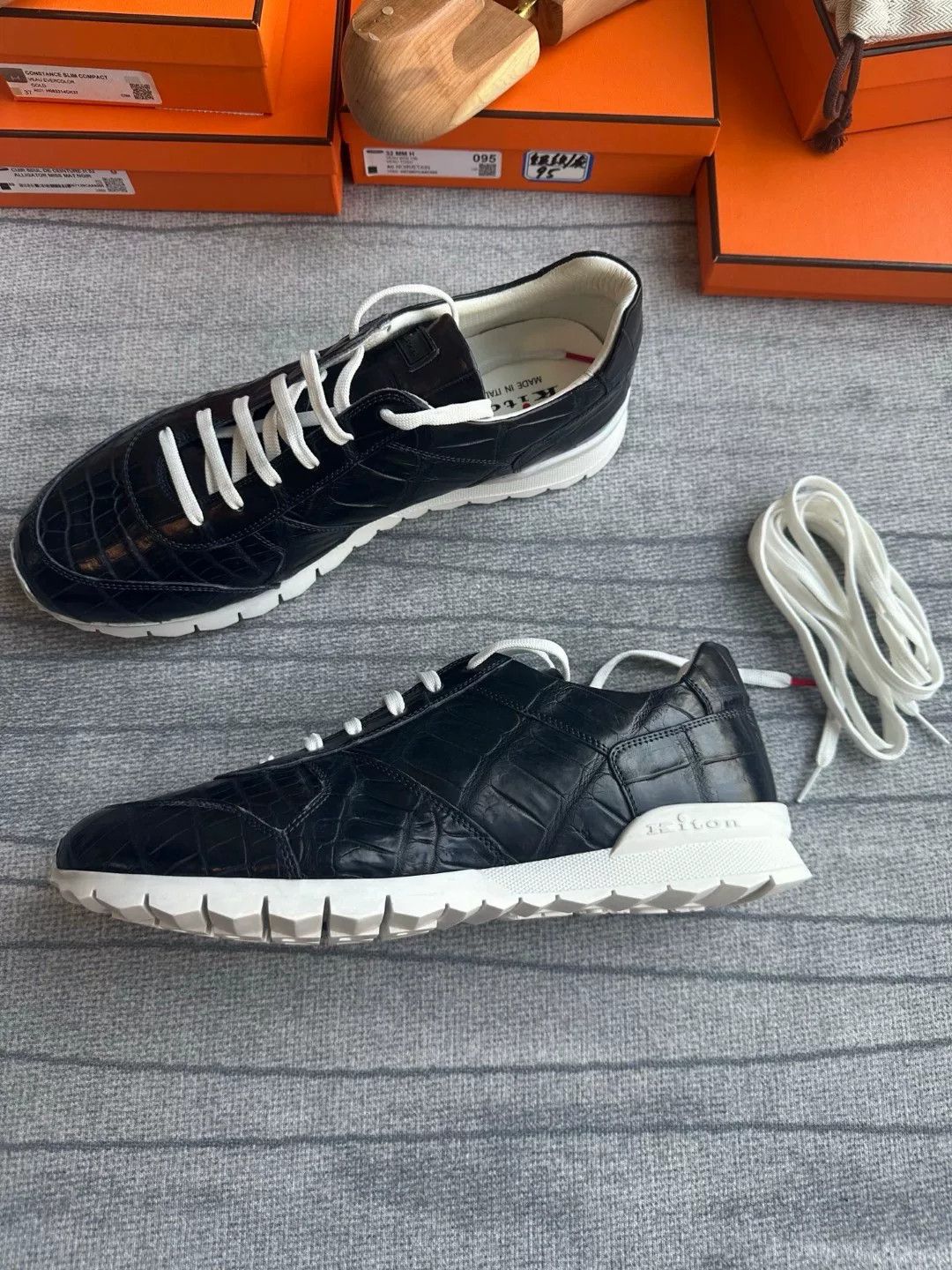 Kiton Kiton Black E Fish Leather Sneakers Size US 10 / EU 43 - 1 Thumbnail