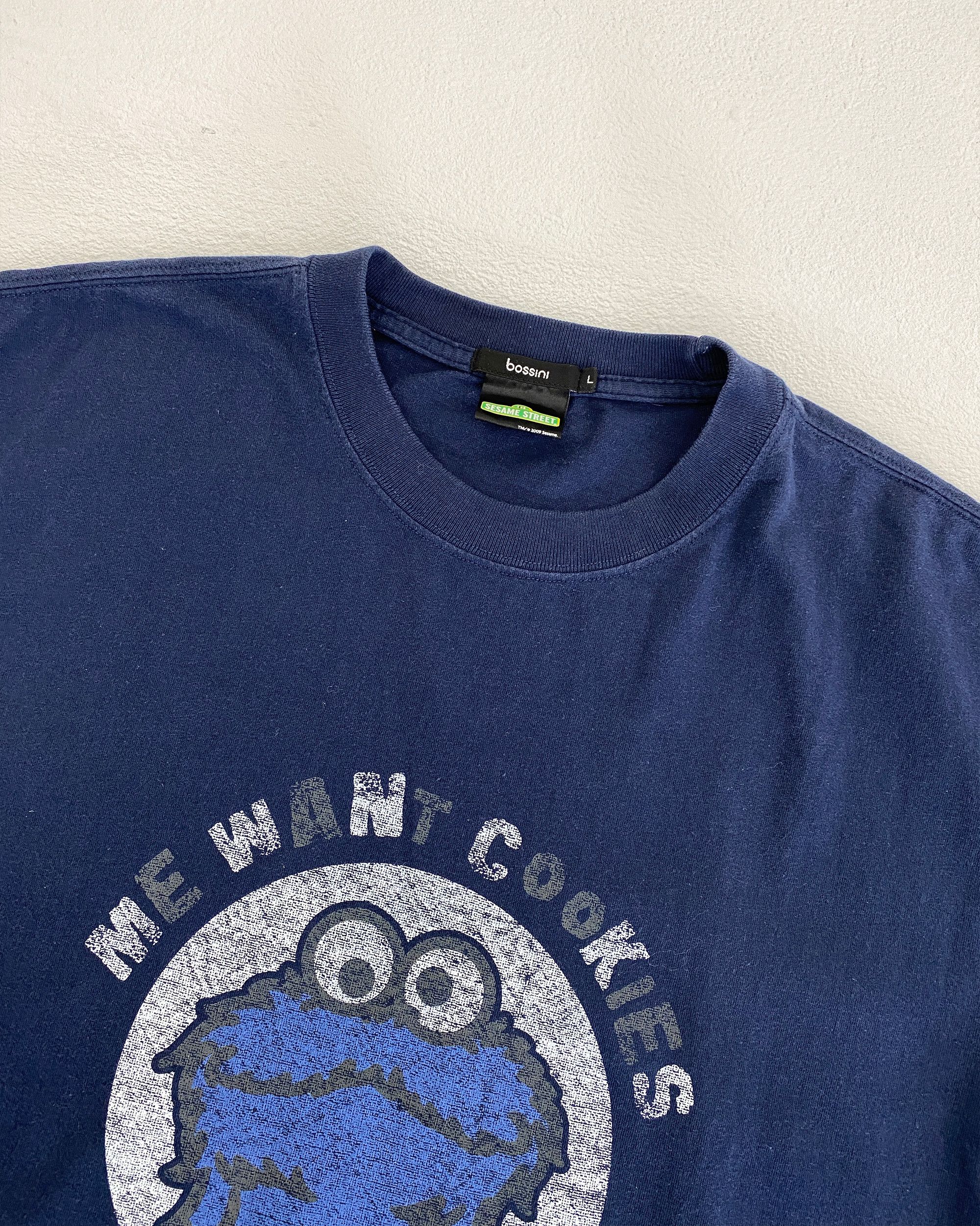 Vintage 2009 Cookie Monster T-Shirt Size US L / EU 52-54 / 3 - 4 Thumbnail
