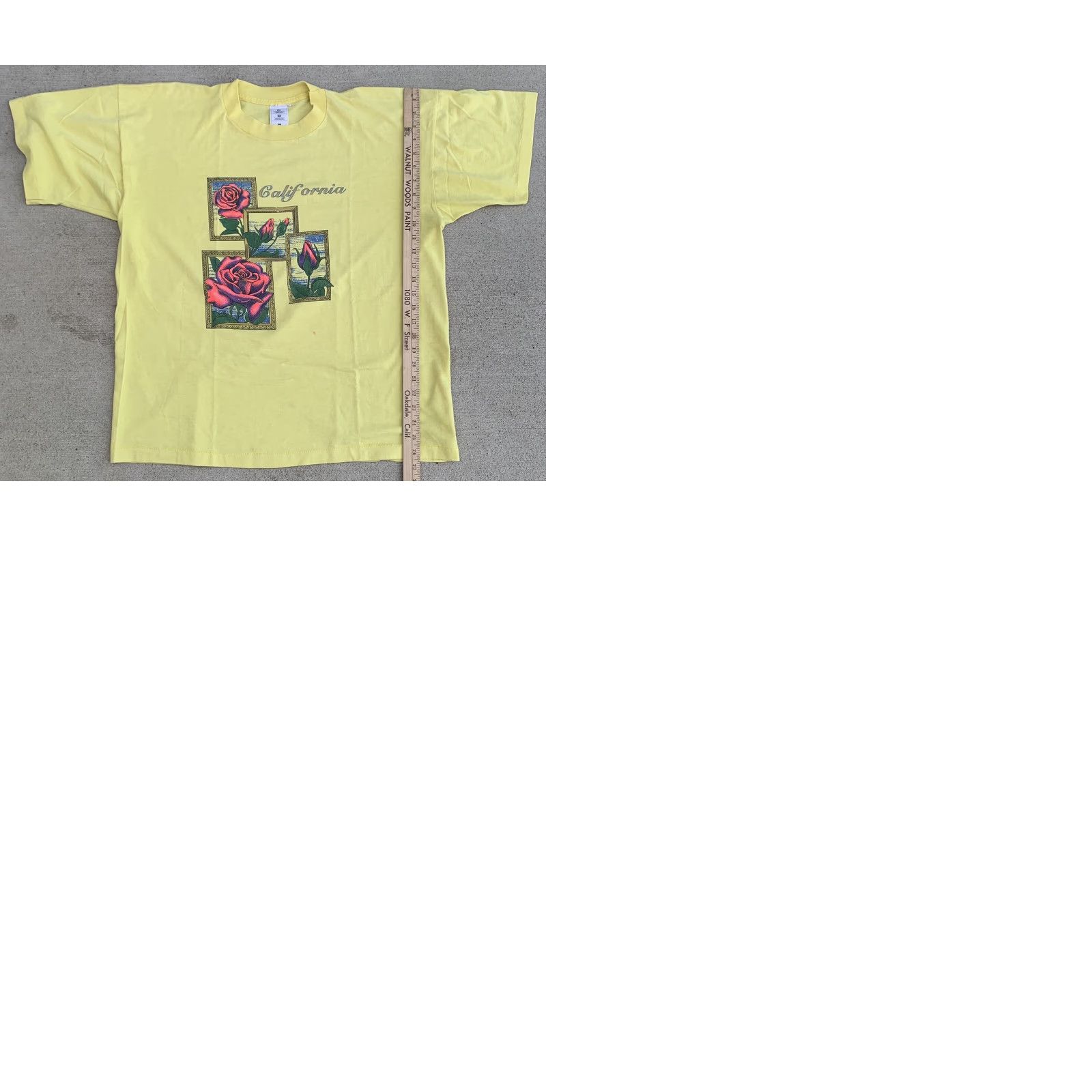 Vintage VINTAGE California T-Shirt Mens XL Yellow Rose Graphic Single Stitch Crew Neck Short Sleeve Roses Size US XL / EU 56 / 4 - 9 Thumbnail