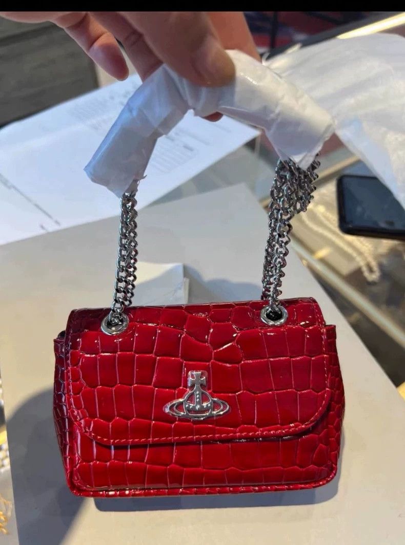 Vivienne Westwood Vivienne Westwood size os Crocodile red leather embossed mi Size ONE SIZE - 1 Thumbnail