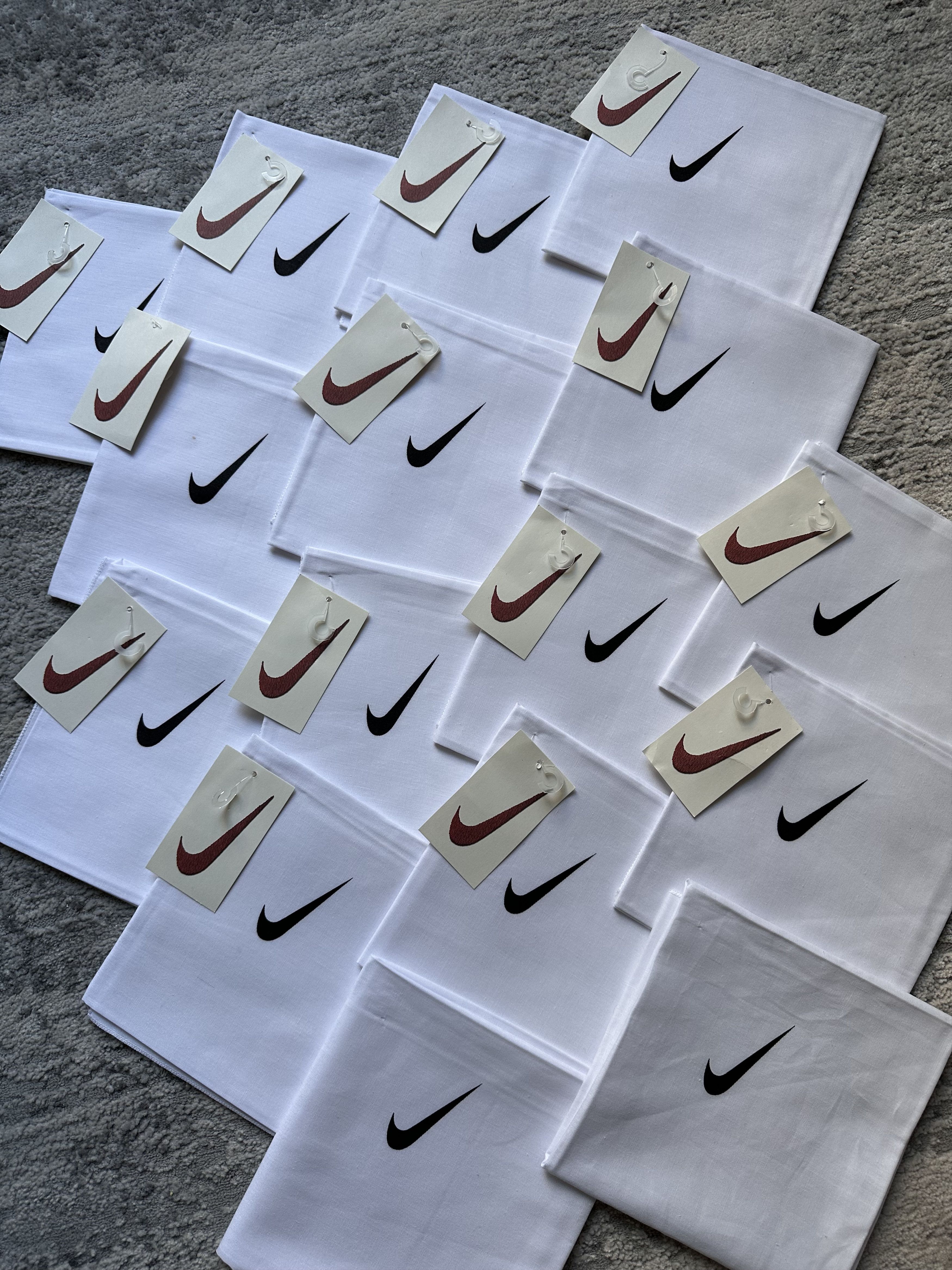 Nike Vintage Nike White Bandana Headscarf 90s x 16 Size ONE SIZE - 5 Thumbnail