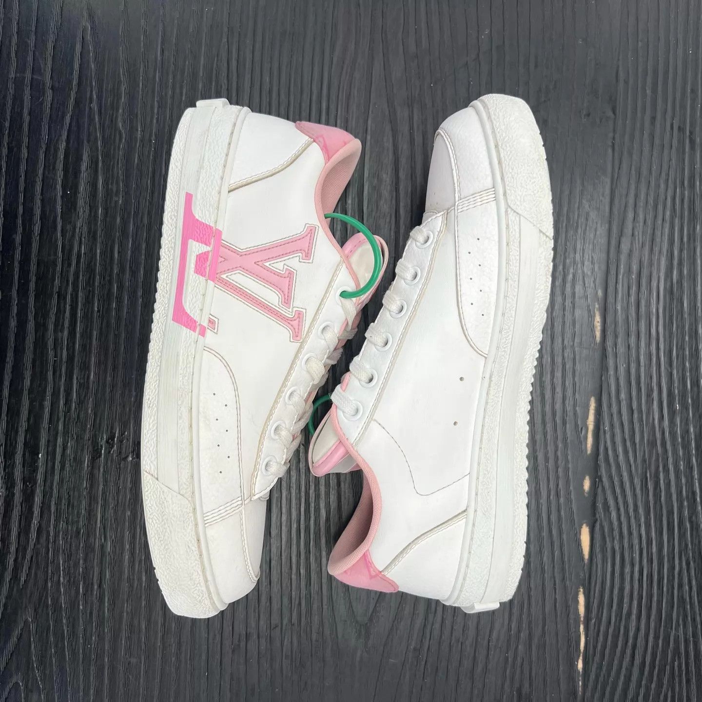 Louis Vuitton LV Charlie White/Pink 37 Size US 6.5 / IT 36.5 - 3 Thumbnail