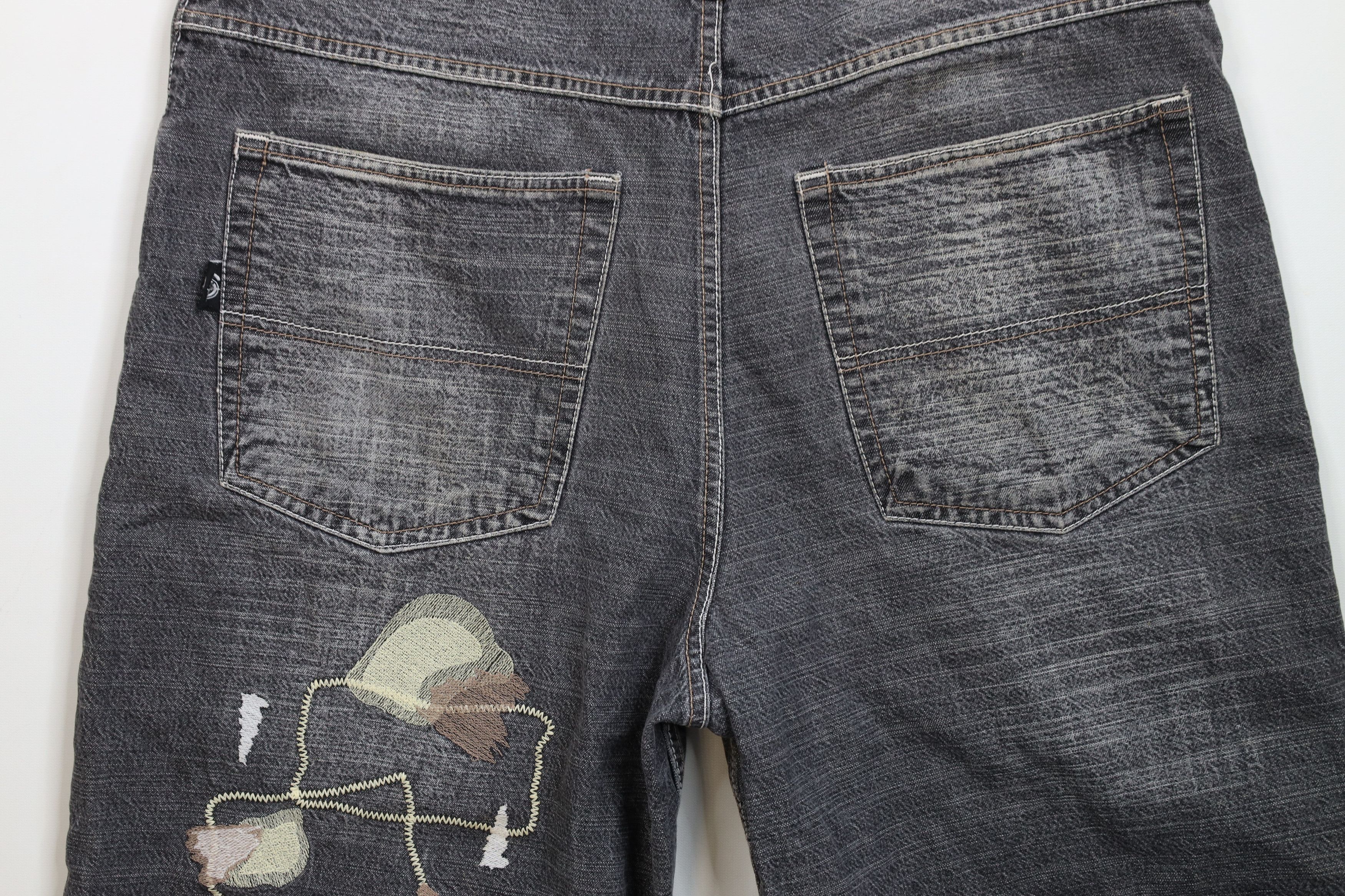 Vintage Vintage 90s Y2K Streetwear Patchwork Denim Jean Shorts Jorts Size US 38 / EU 54 - 14 Thumbnail