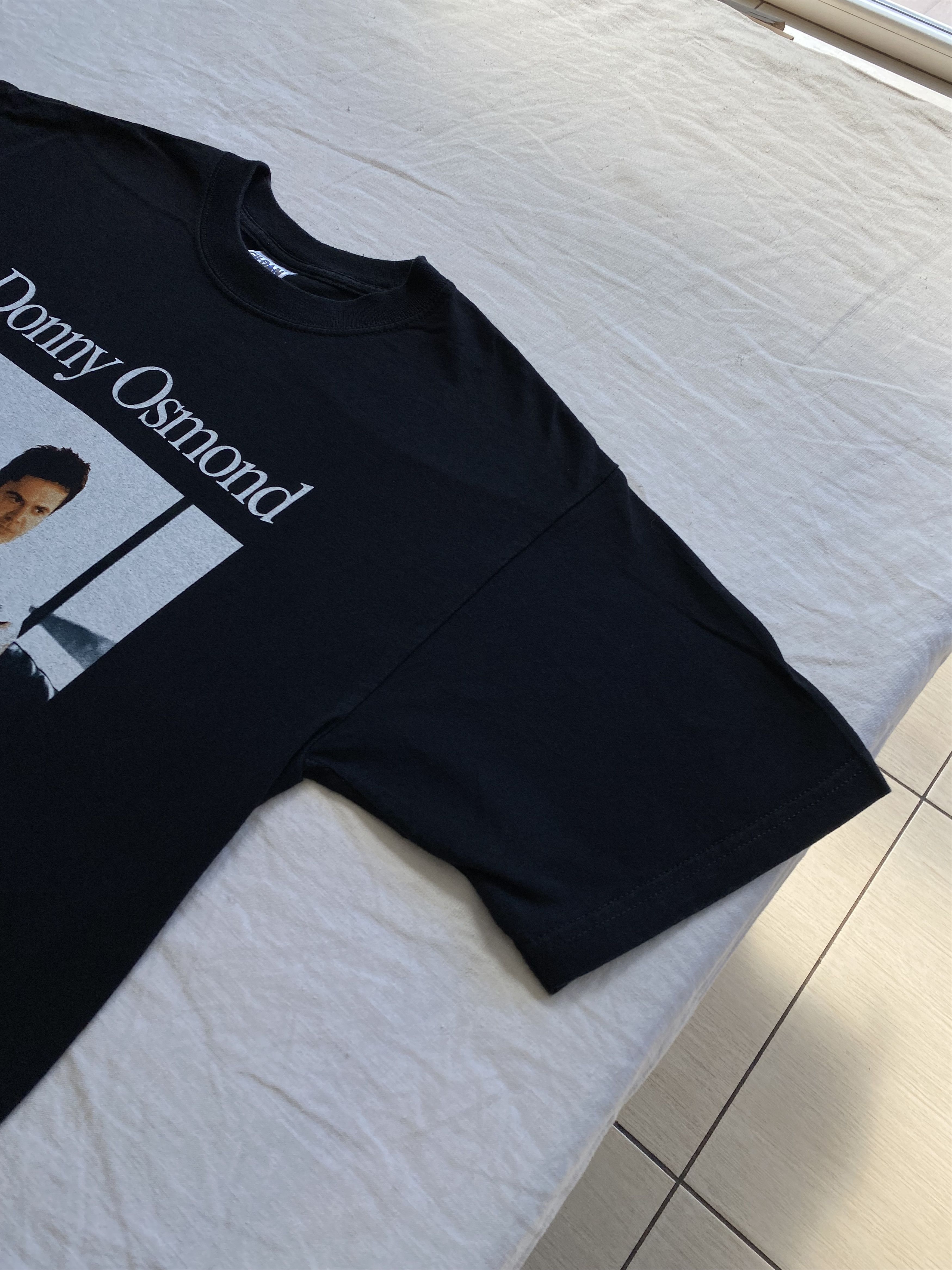 Band Tees Vintage 2003 Donny Osmond Somewhere In Time Rock T-shirt Size US M / EU 48-50 / 2 - 14 Thumbnail