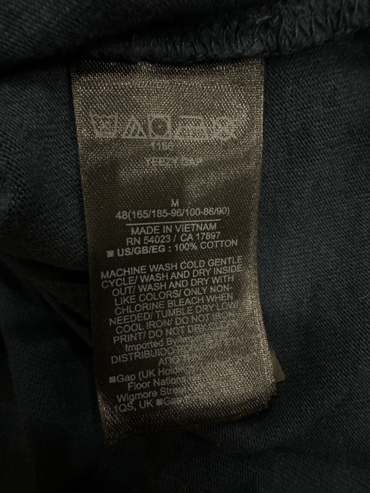 Gap YEEZY x GAP Engineered by Balenciaga Dove Longsleeve Size US M / EU 48-50 / 2 - 9 Thumbnail