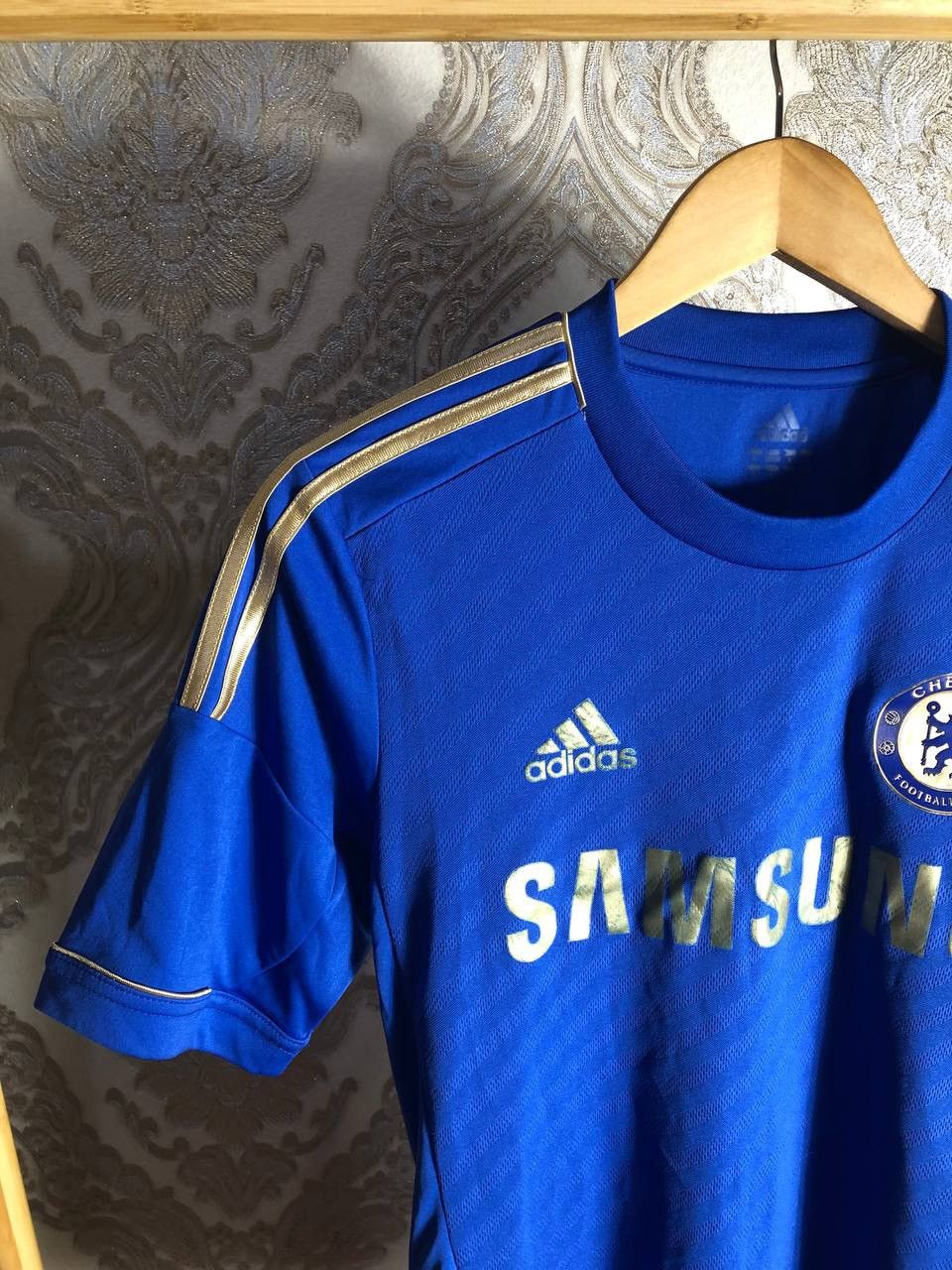 Adidas VINTAGE ADIDAS FC CHELSEA LONDON ENGLAND SOCCER JERSEY RETRO Size US S / EU 44-46 / 1 - 3 Thumbnail