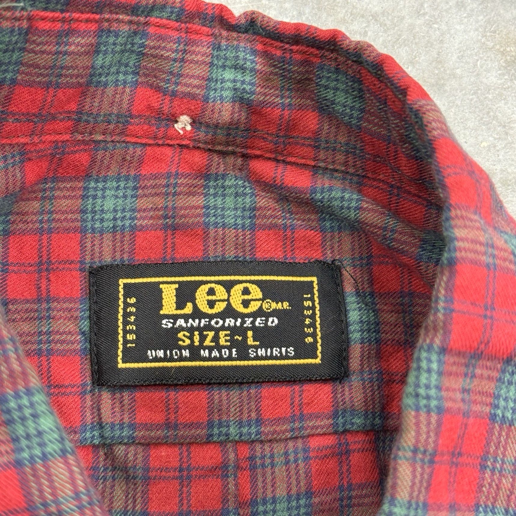 Lee VINTAGE Lee Union Made Button-Up Plaid Shirt Mens Large Red 80s Sanforized Cotton Flannel Size US M / EU 48-50 / 2 - 4 Thumbnail
