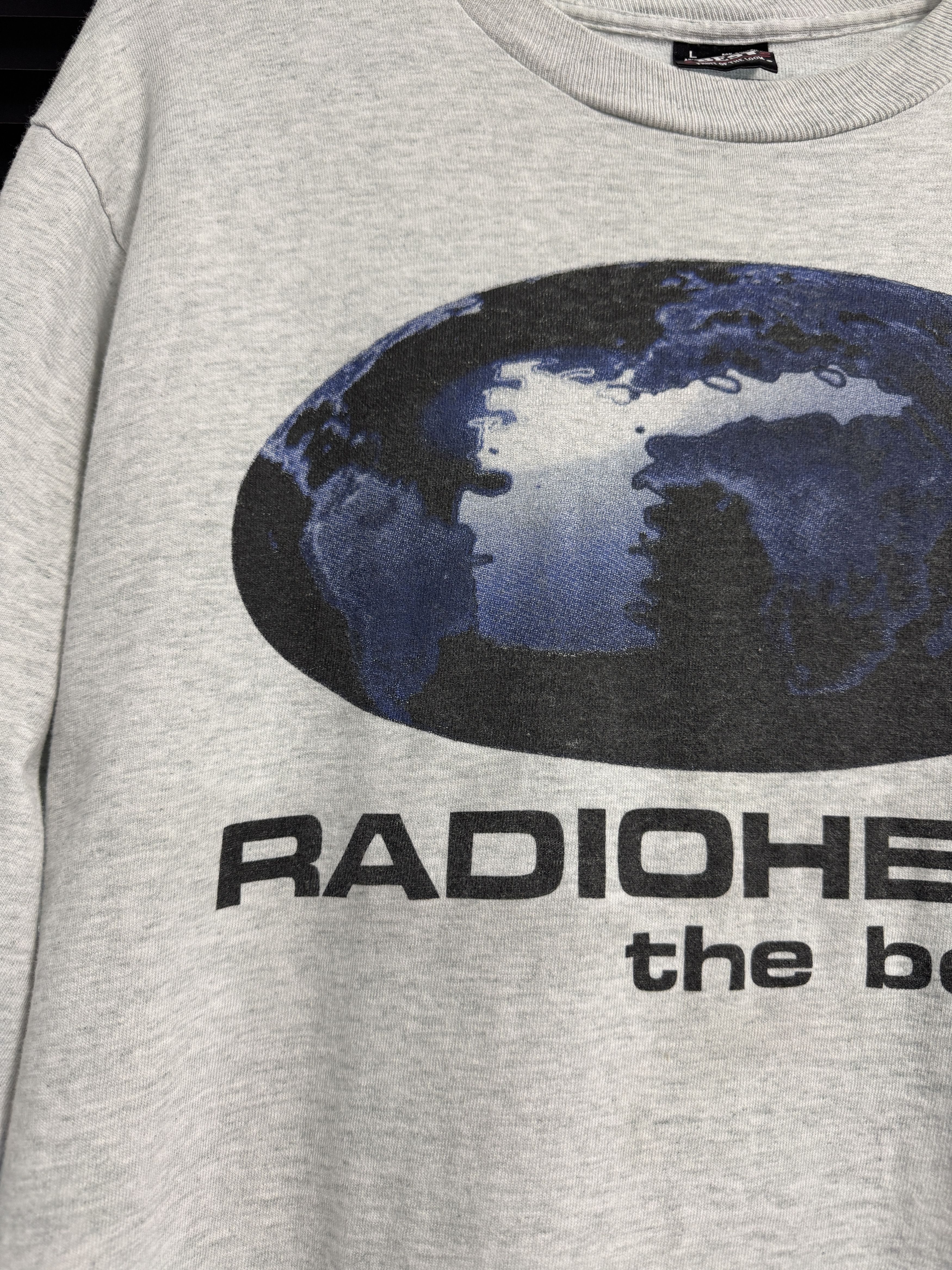 Vintage Vintage 90s Radiohead The Bends Longsleeve Size US L / EU 52-54 / 3 - 5 Thumbnail
