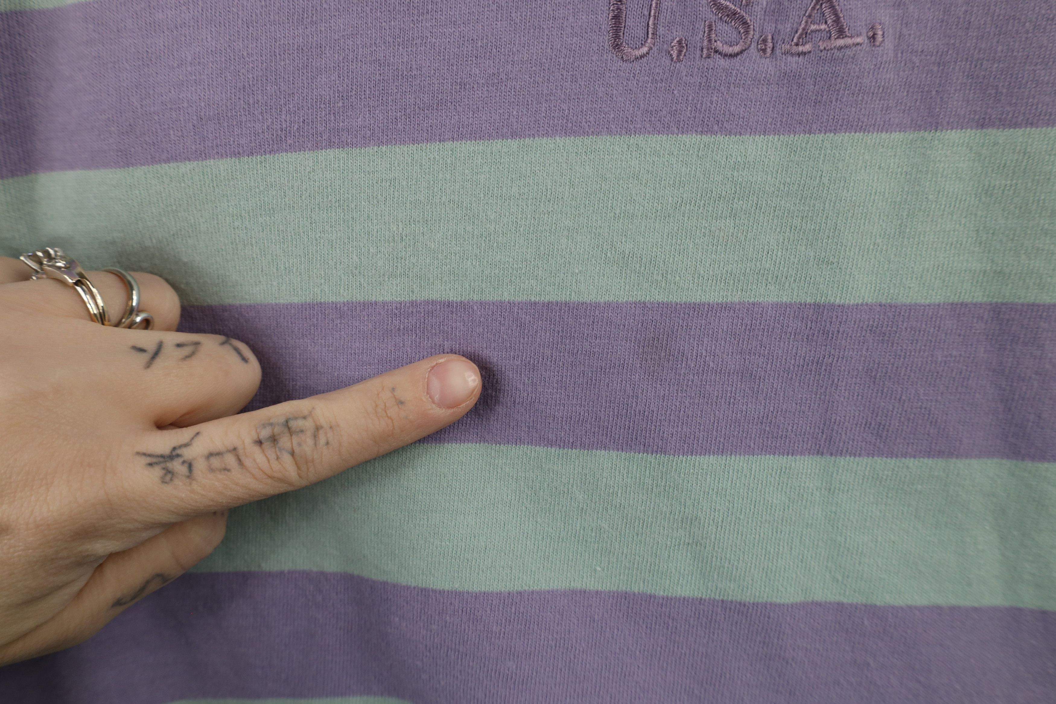 Guess × Vintage Vintage 90s Guess Jeans USA T-Shirt Pastel Purple Mint USA Size US M / EU 48-50 / 2 - 6 Thumbnail