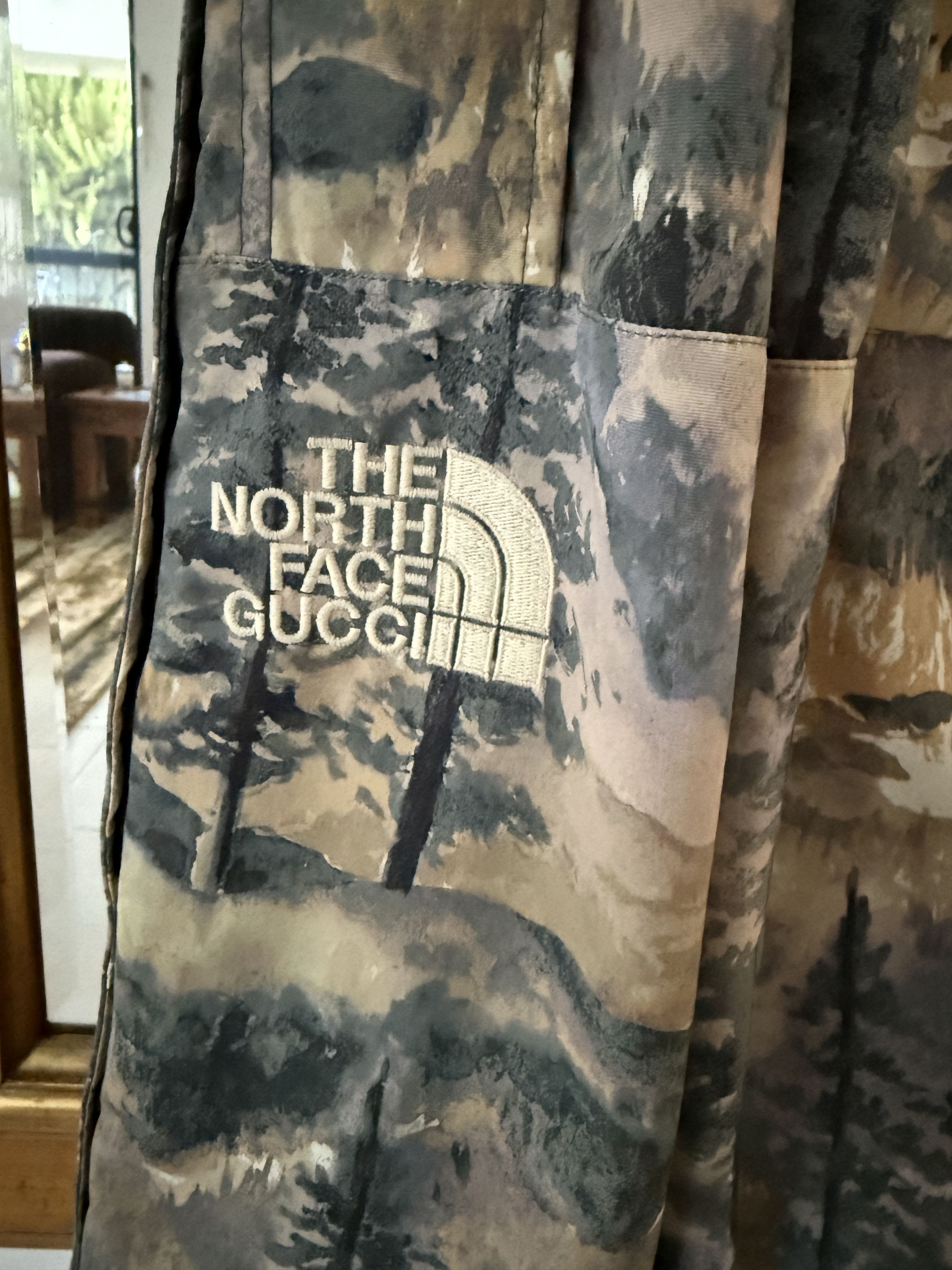 Gucci × The North Face The North Face X Gucci Overalls Size 26" / US 2 / IT 38 - 5 Thumbnail