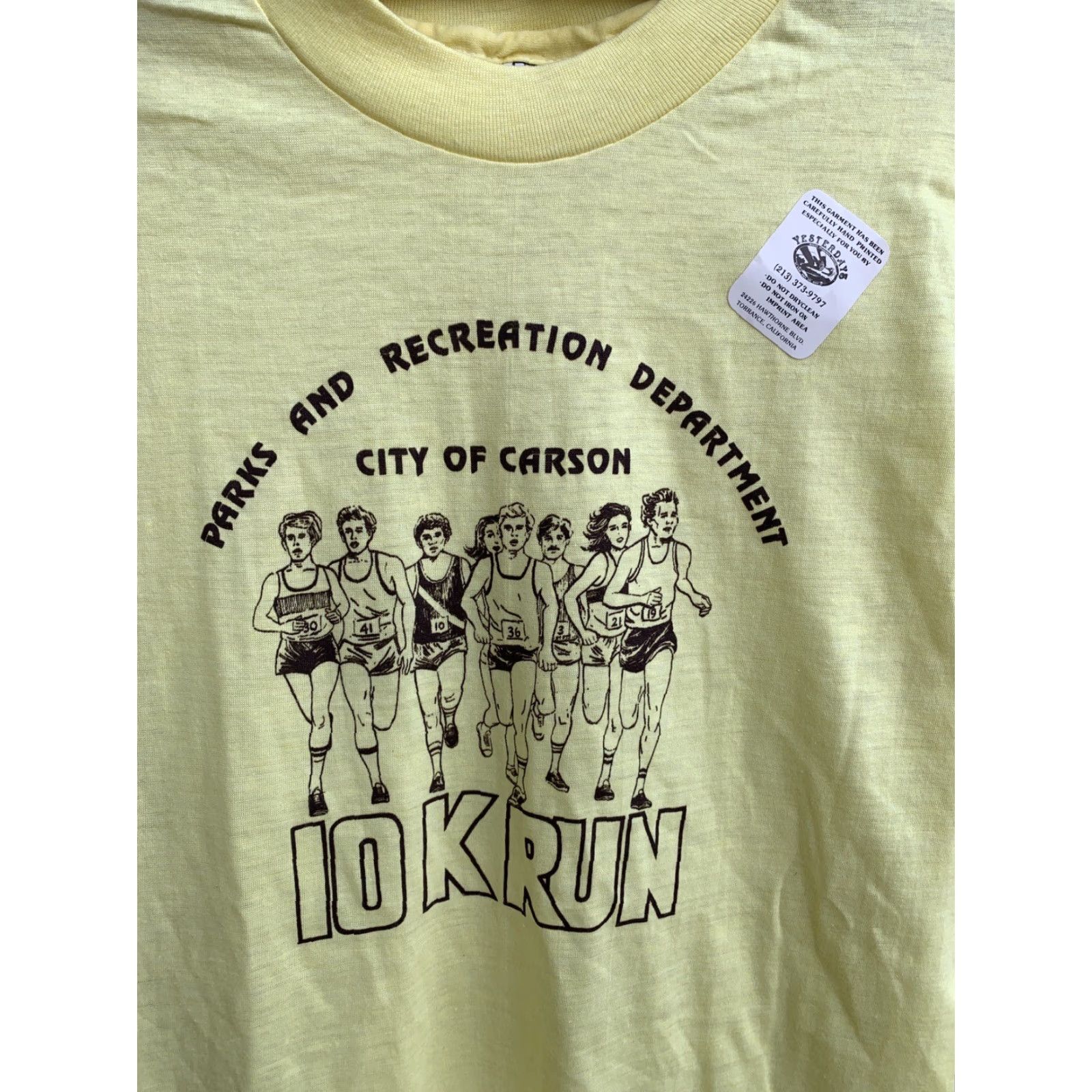 Hanes VINTAGE Parks And Recreation Department City Of Carson 10K Run T Shirt Sz L Men Yellow Short Sleeve Hanes Size US L / EU 52-54 / 3 - 3 Thumbnail