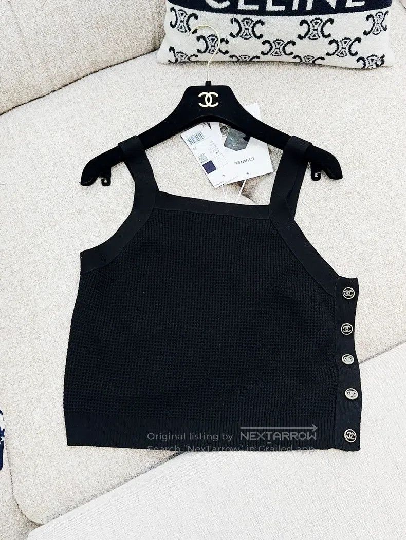 Chanel 21P black side button knitted suspender