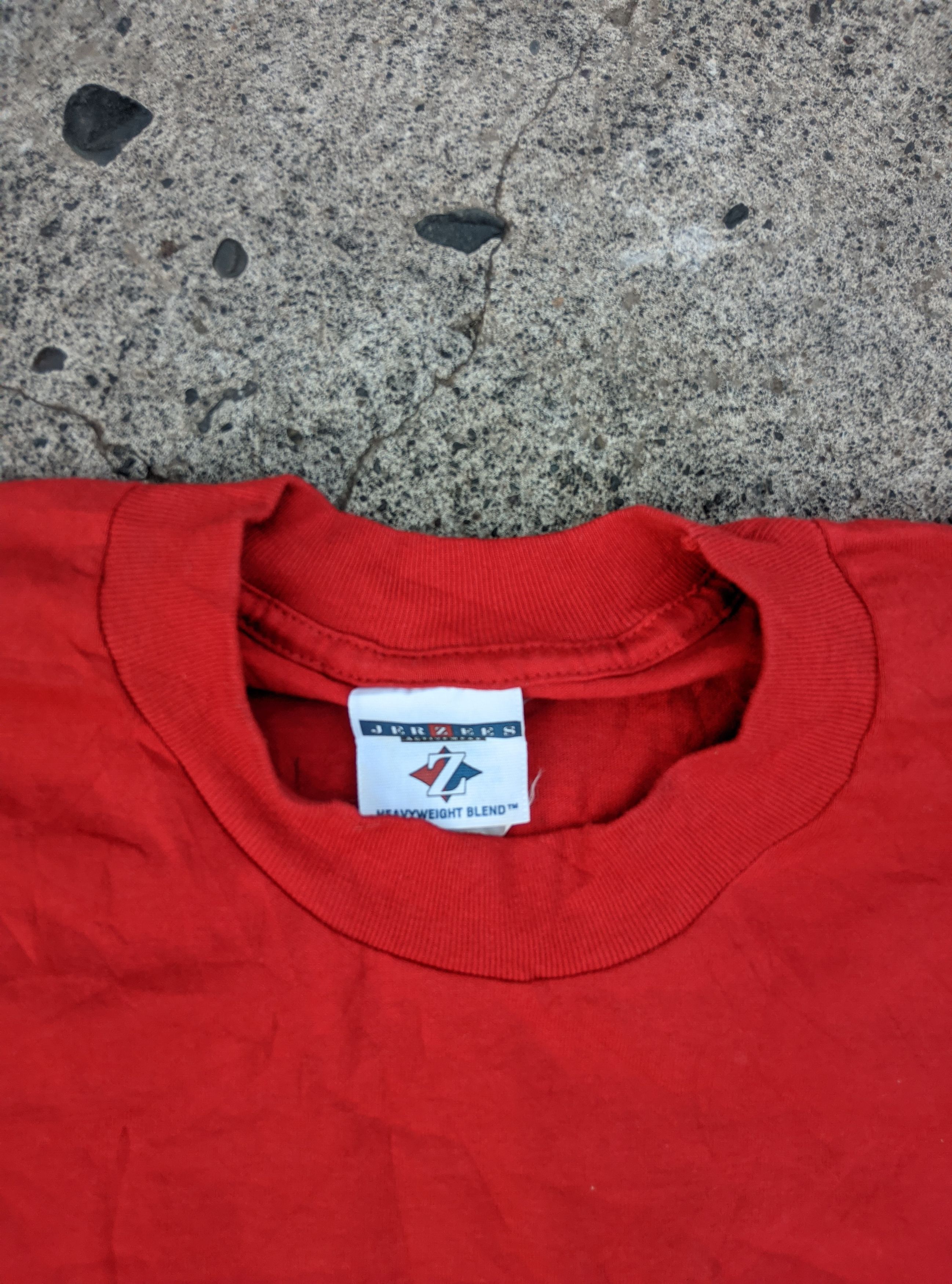 Band Tees × Vintage Vintage 2003 Zug Izland cracked tiles signed tshirt Size US XL / EU 56 / 4 - 4 Thumbnail