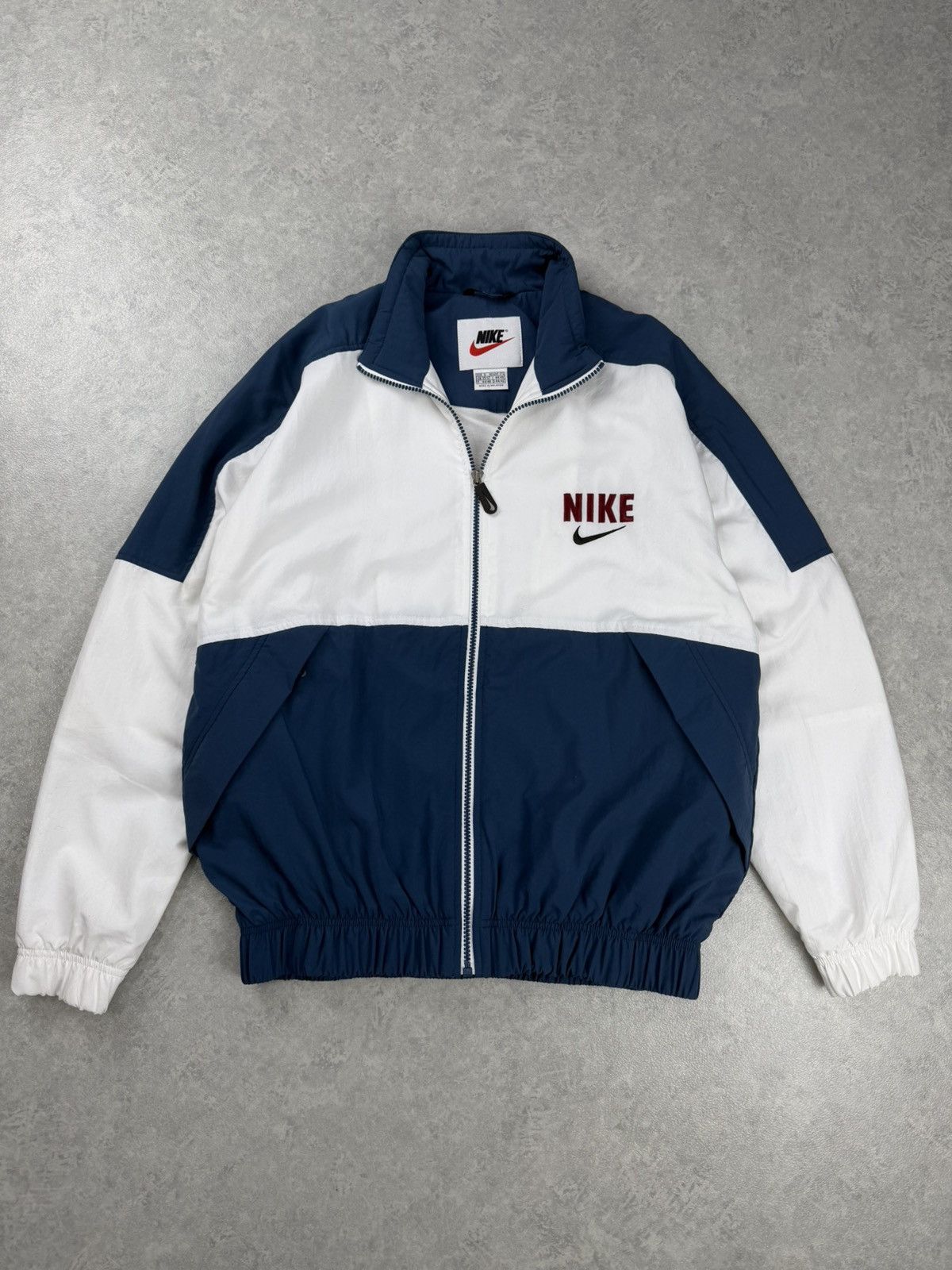 Nike Vintage Nike Winbreaker Treck Jacket Men’s Size S Size US S / EU 44-46 / 1 - 2 Thumbnail