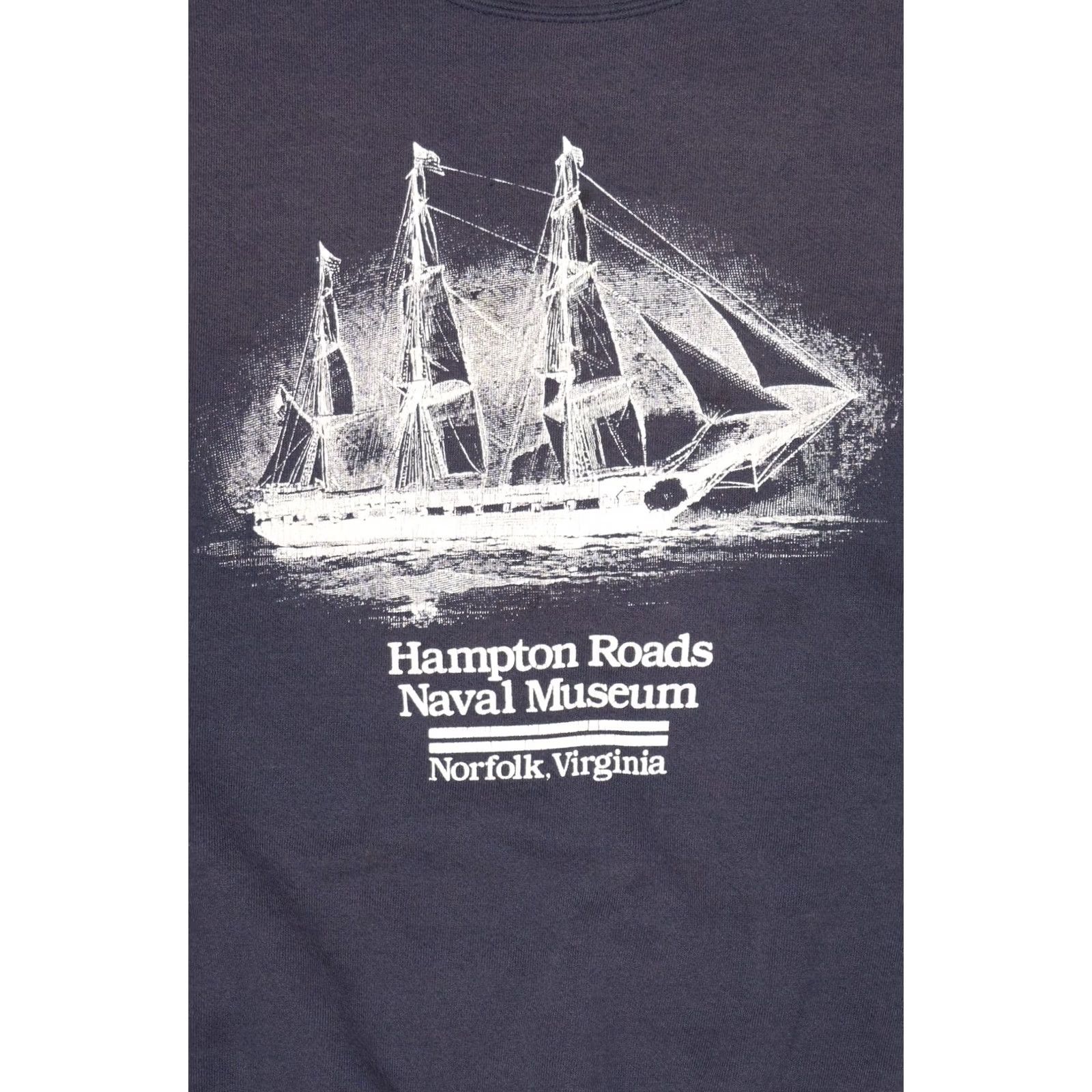 Lee VINTAGE Hampton Roads Naval Museum Norfolk Virginia Sweatshirt Navy Blue X-Large Womens? Mens? Size US XL / EU 56 / 4 - 2 Thumbnail