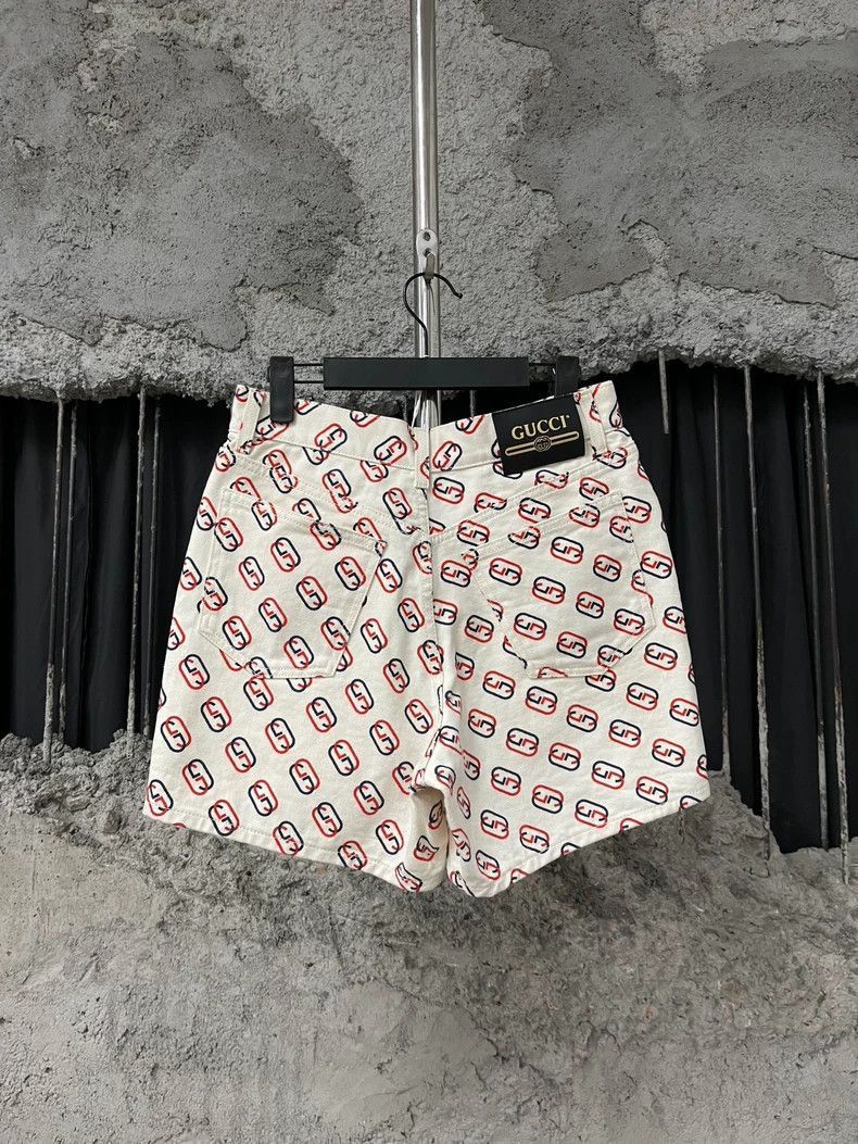 Gucci Gucci Short Pants with Logo Print-2505 Size 30" / US 8 / IT 44 - 2 Thumbnail