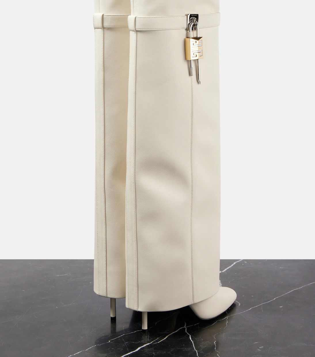 Givenchy o1lv12m0526 Shark Lock Stiletto over-the-knee boots in White Size US 6 / IT 36 - 2 Thumbnail