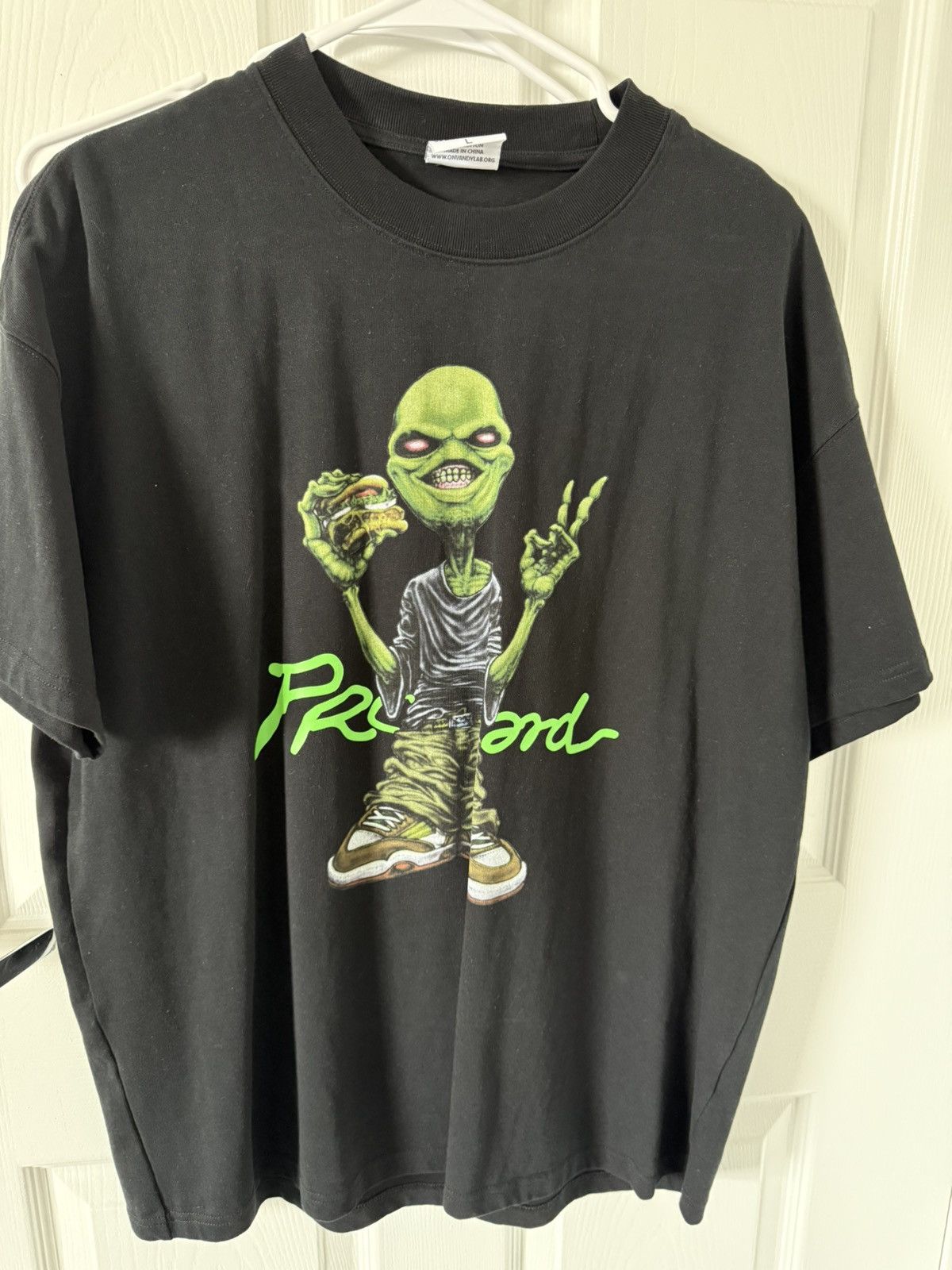 Vandy The Pink Vandy the Pink Alien Tee Size US L / EU 52-54 / 3 - 1 Thumbnail