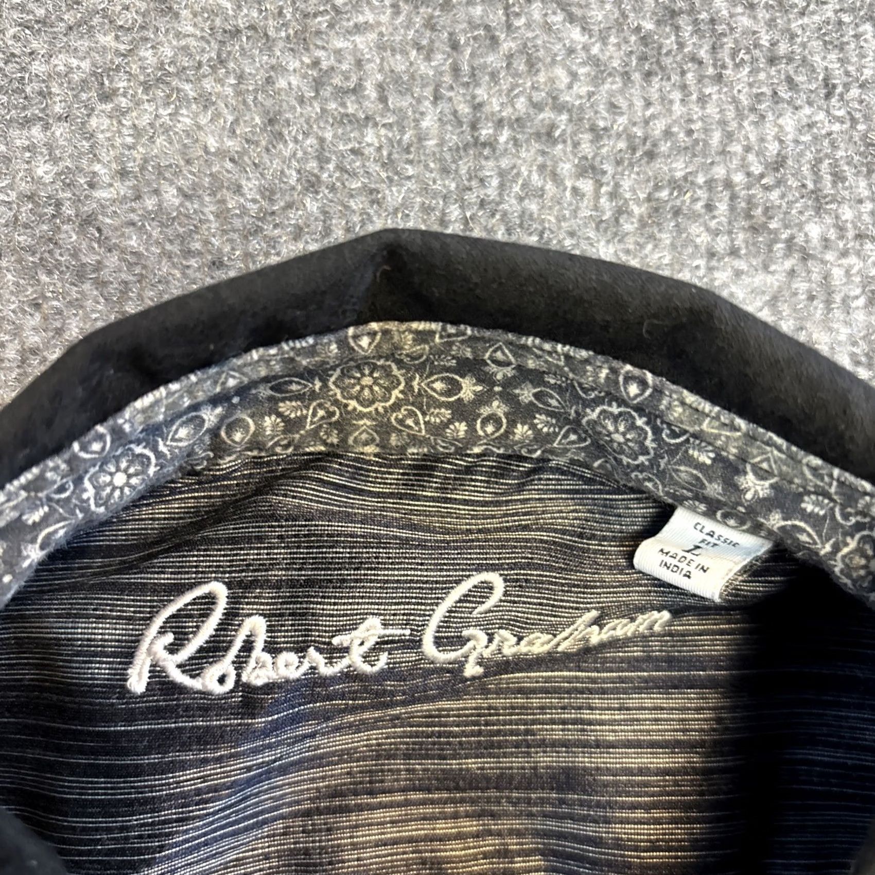 Robert Graham Robert Graham Shirt Men Large Black Long Sleeve Button Front Flip Cuff Cotton Size US L / EU 52-54 / 3 - 2 Thumbnail