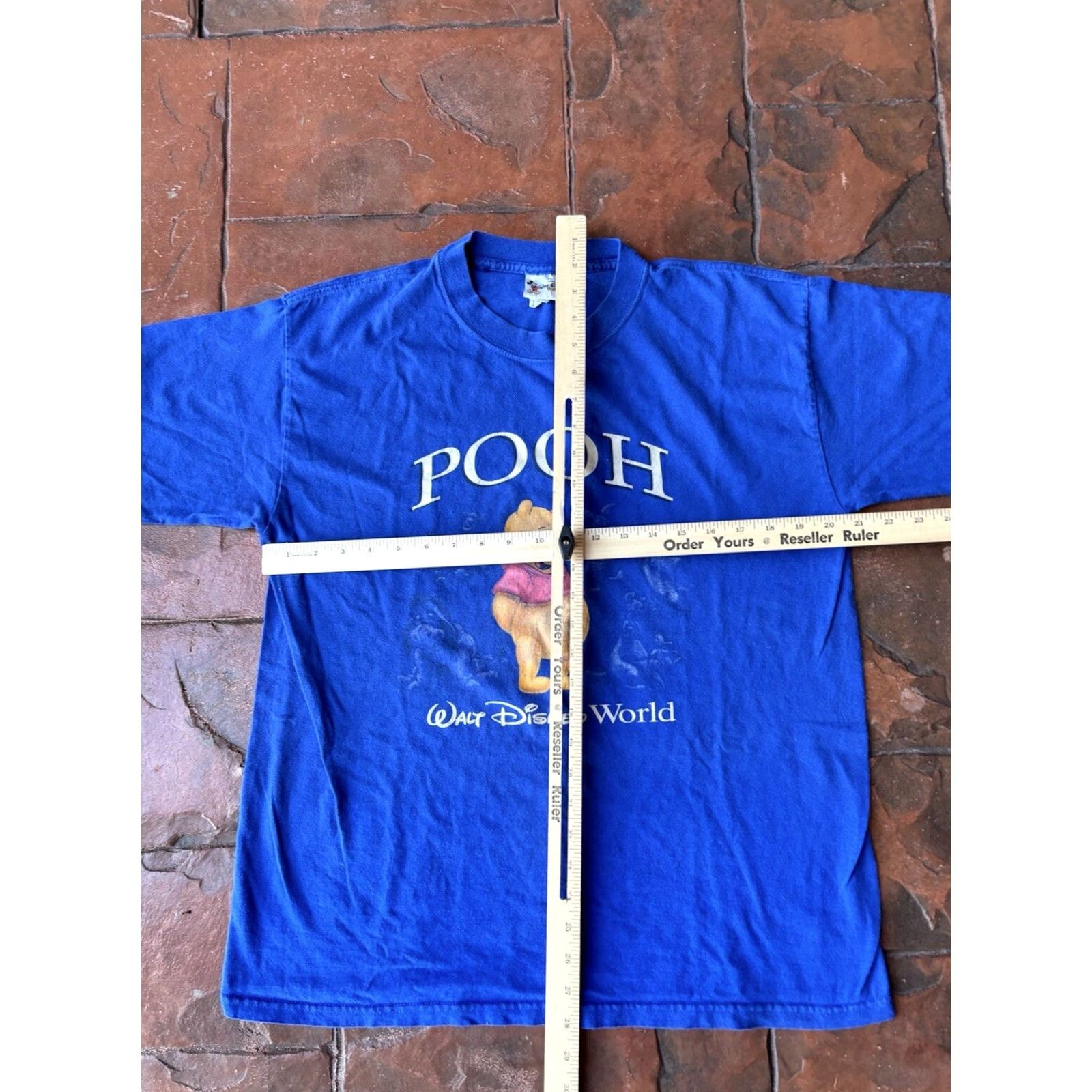 Disney VINTAGE Winnie The Pooh Walt Disney World T-Shirt Disney 90s Men Medium Blue Crew Neck Short Sleeve Shirt Size US M / EU 48-50 / 2 - 5 Thumbnail
