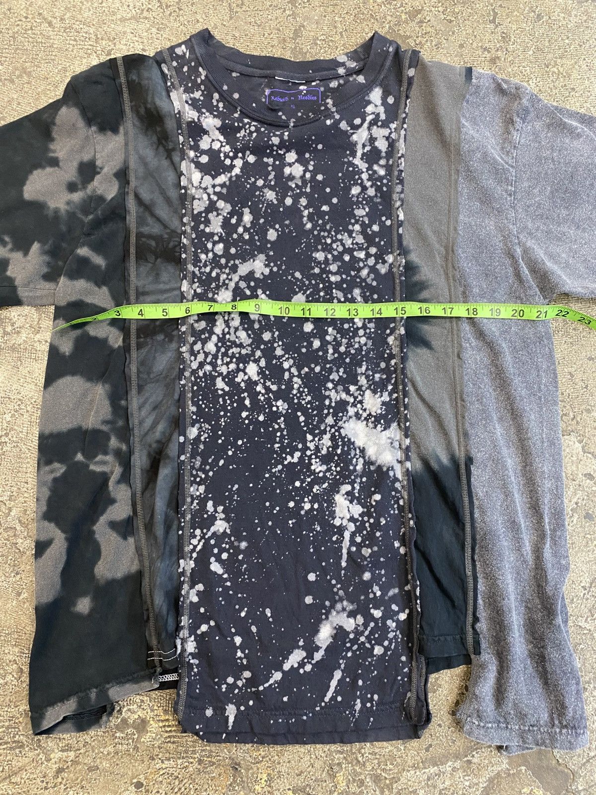 Needles Needles 5 Cuts Short Sleeve T Shirt tie dye bleach Size US XL / EU 56 / 4 - 6 Thumbnail