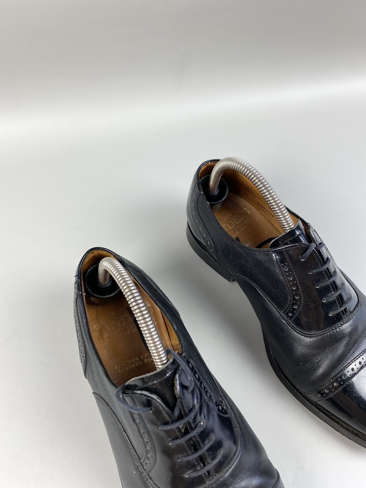 Sanders Sanders England Andy men’s leather formal Oxford shoes Size US 8 / EU 41 - 4 Thumbnail