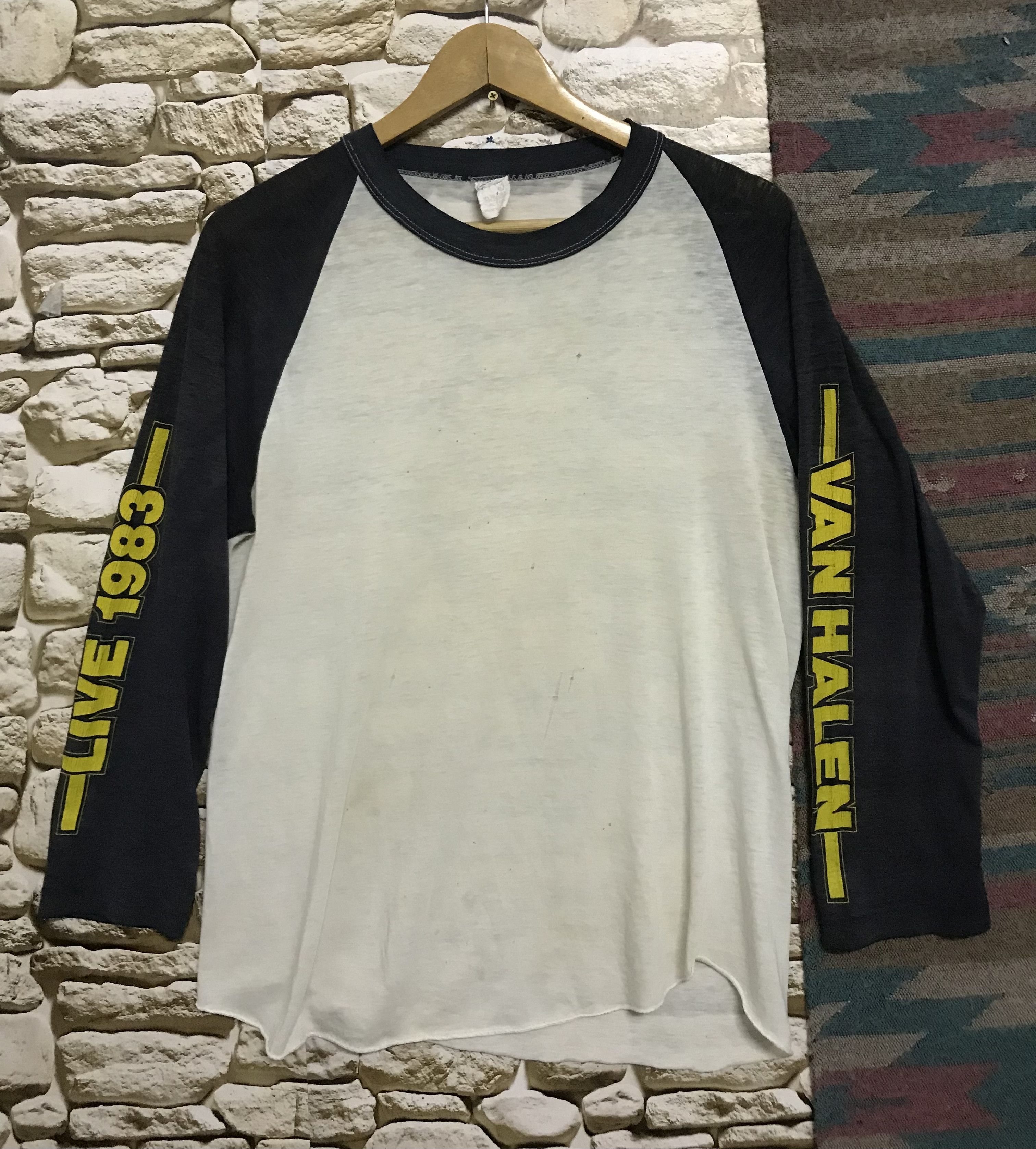 Vintage Vintage Van Halen 3Quarter Size US L / EU 52-54 / 3 - 1 Thumbnail