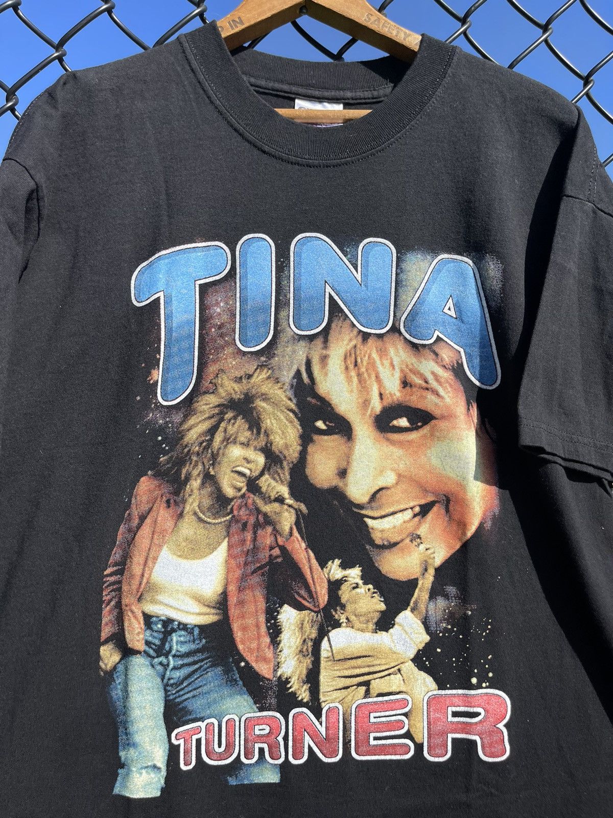 Rap Tees 1999 Tina Turner Vintage 90’s Rap Concert Tour Band T-Shirt Size US XL / EU 56 / 4 - 4 Thumbnail