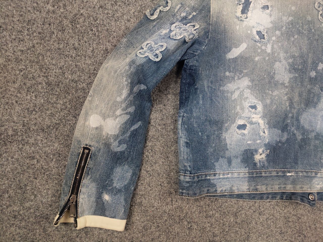 Dsquared2 Dsquared2 Vintage Denim Flower Applique Cropped Zip Jacket Size M / US 6-8 / IT 42-44 - 15 Thumbnail