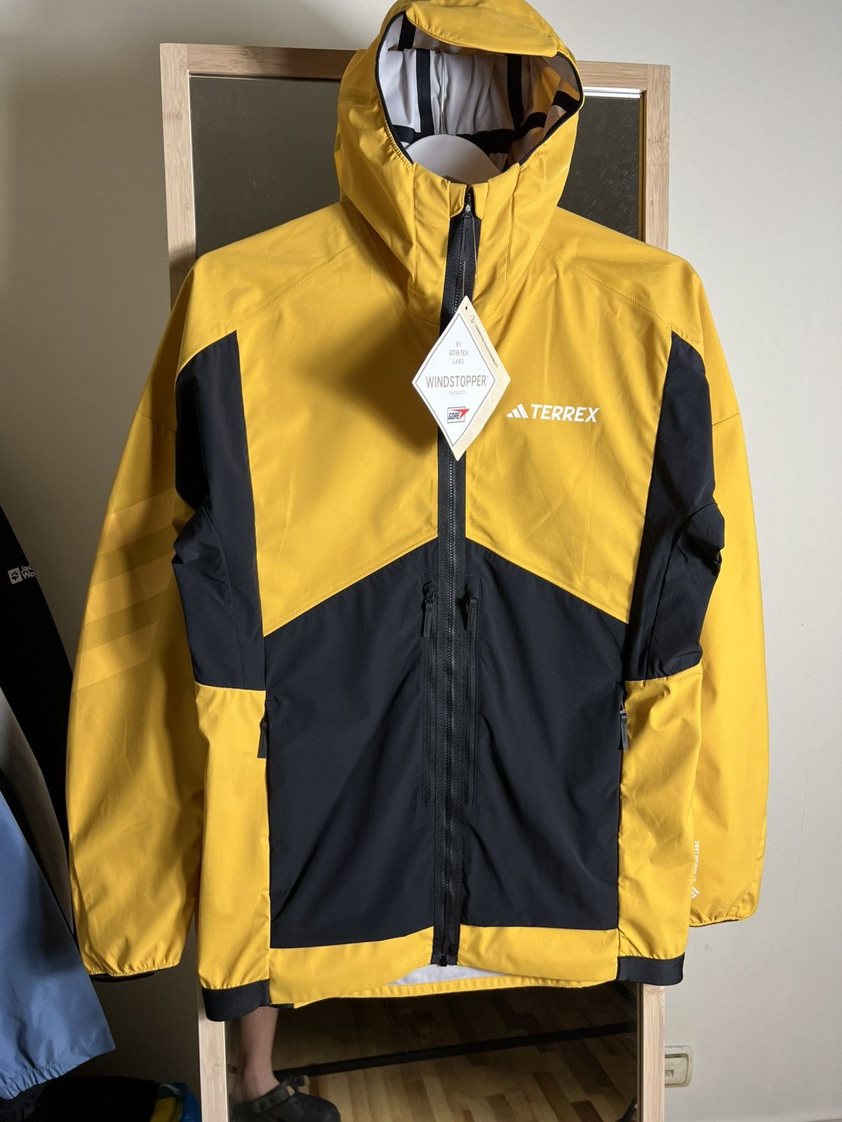 Adidas ADIDAS TERREX TRACK SOFTSHELL JACKET MEN Gore-Tex Gorpcore Size US M / EU 48-50 / 2 - 3 Thumbnail
