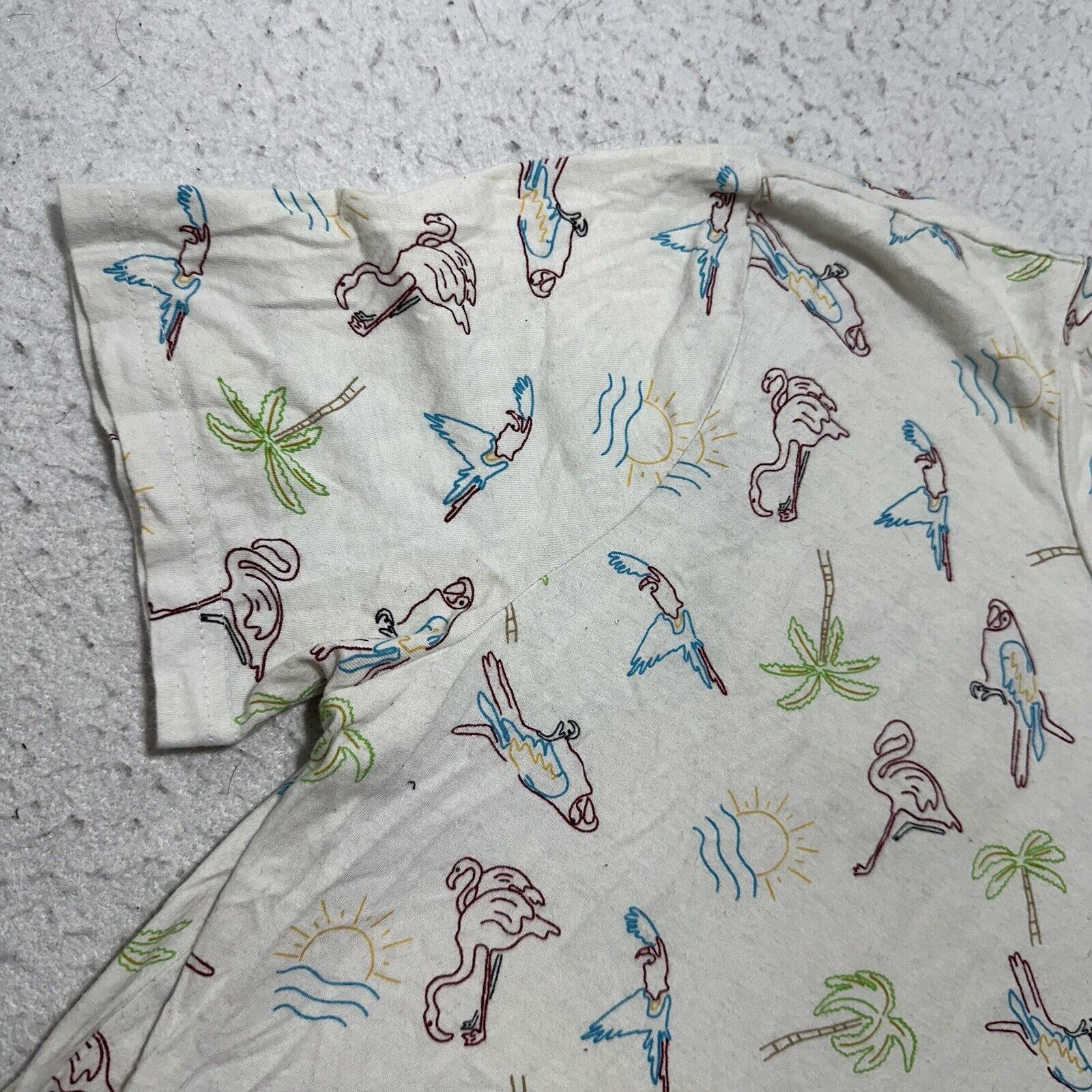 Other Arizona Medium Parrots Flamingos Beach Pattern Graphic Tee Size US M / EU 48-50 / 2 - 5 Thumbnail