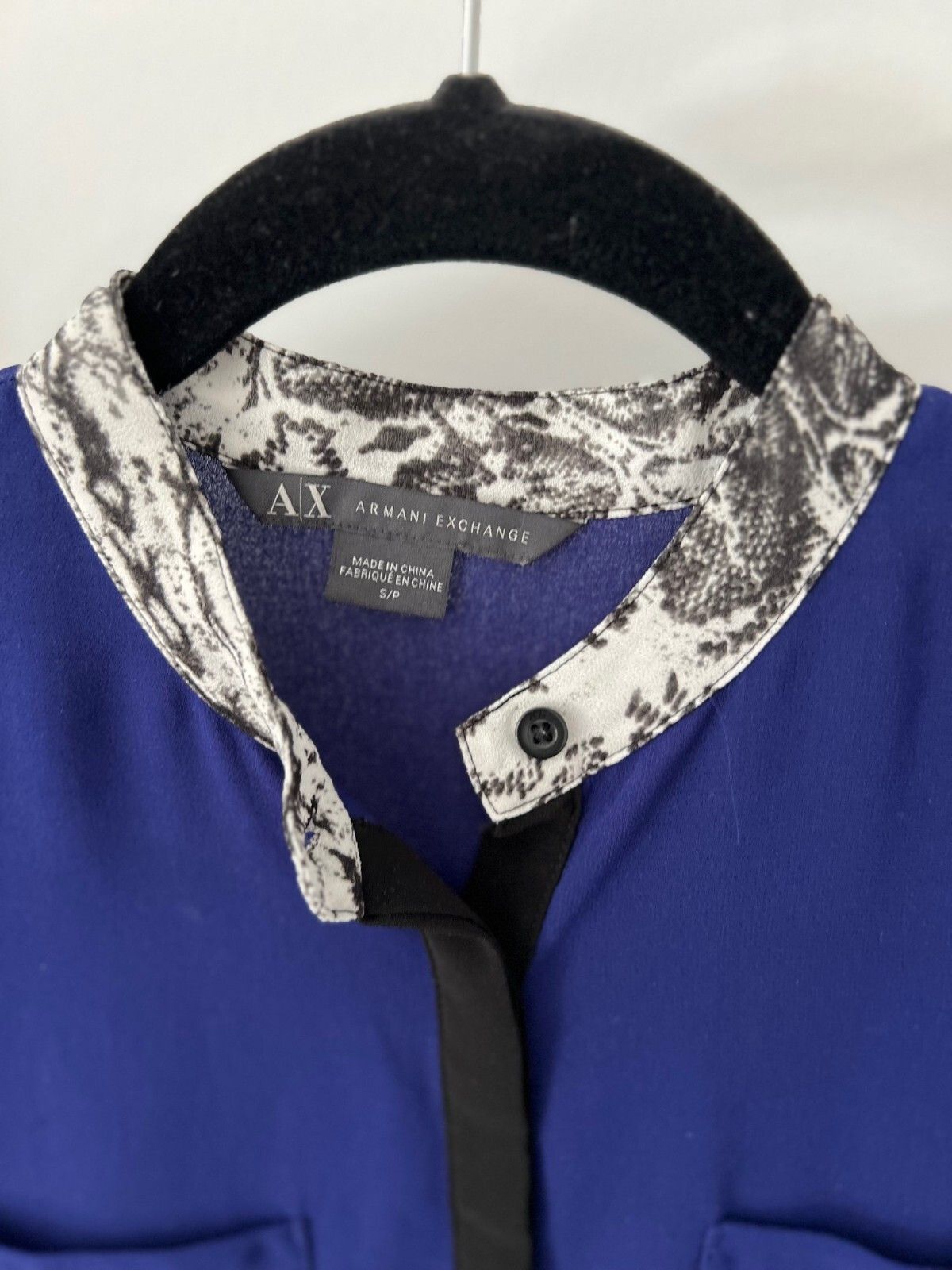 Armani Exchange A/X Armani Exchange Banded Collar Sheer Blouse Blue ( S ) Size S / US 4 / IT 40 - 2 Thumbnail