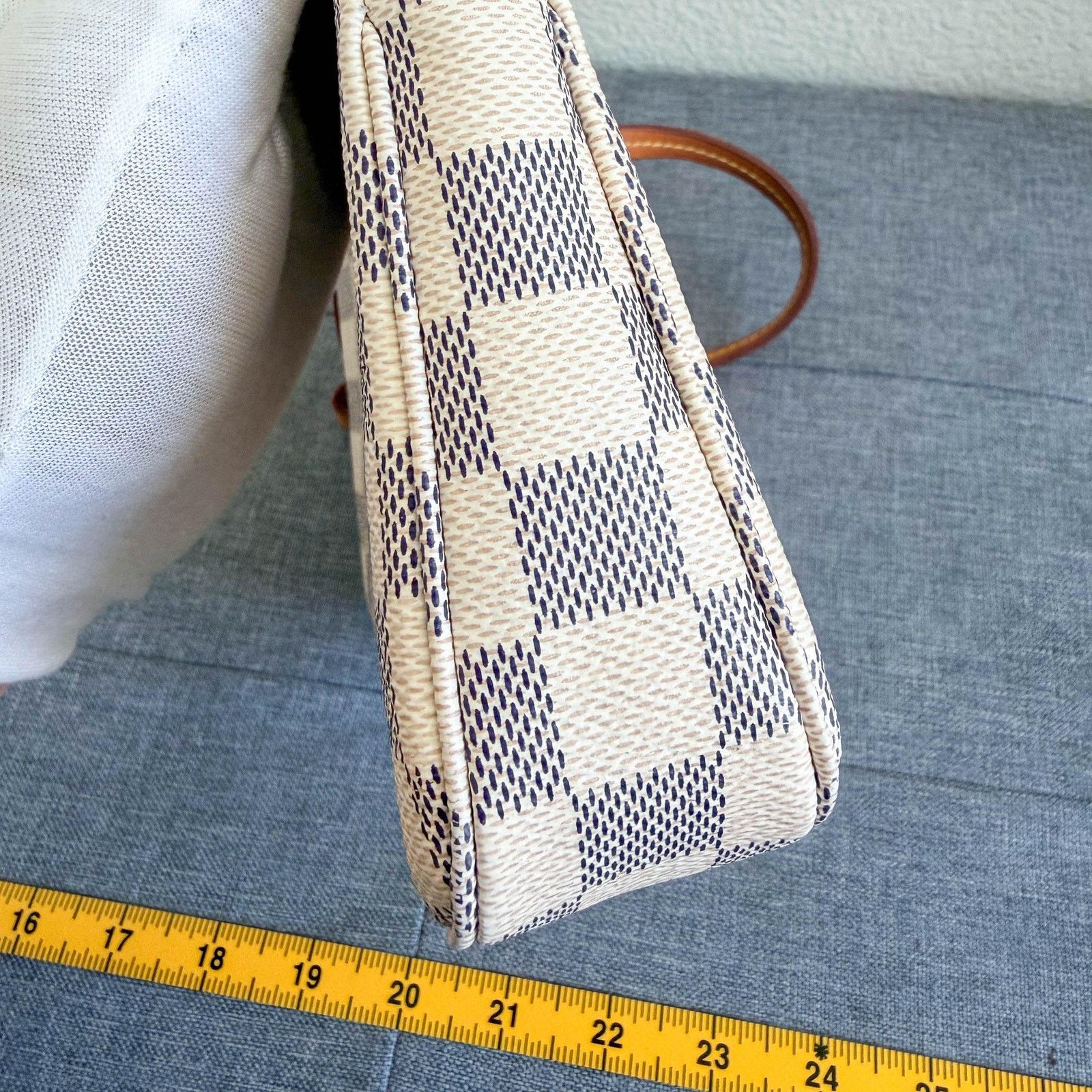 Louis Vuitton Authentic Louis Vuitton Damier Azur Pochette Accessories Bag Size ONE SIZE - 7 Thumbnail