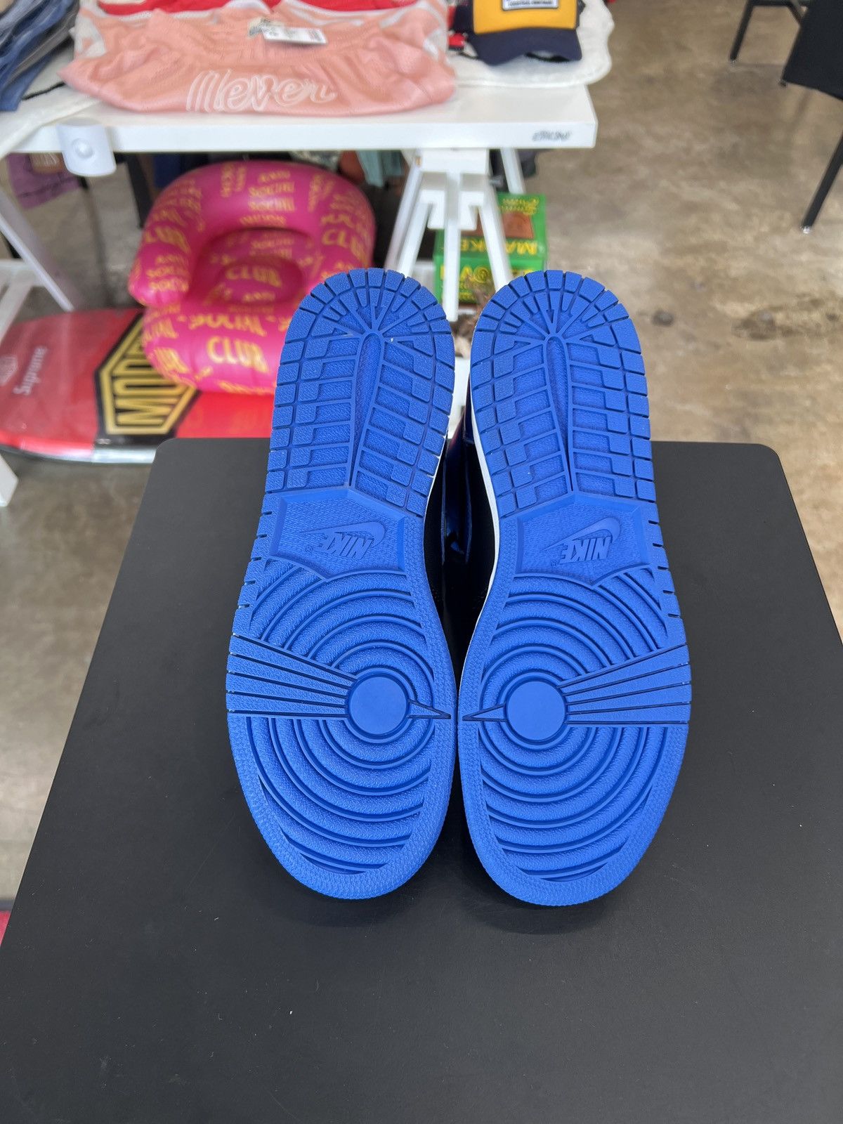 Jordan Brand Jordan 1 Royal sz. 7Y Size US 7 / EU 40 - 8 Thumbnail