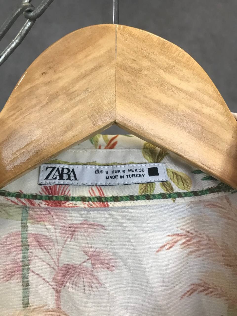 Zara Zara Man crazy Hawaiian art shirt Size US S / EU 44-46 / 1 - 4 Thumbnail