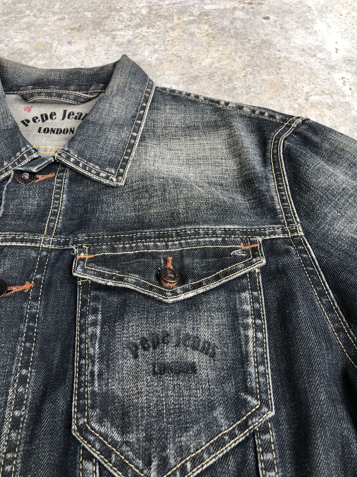 Pepe Jeans Vintage Pepe Jeans Denim Jacket Distressed Jeans Size US L / EU 52-54 / 3 - 14 Thumbnail