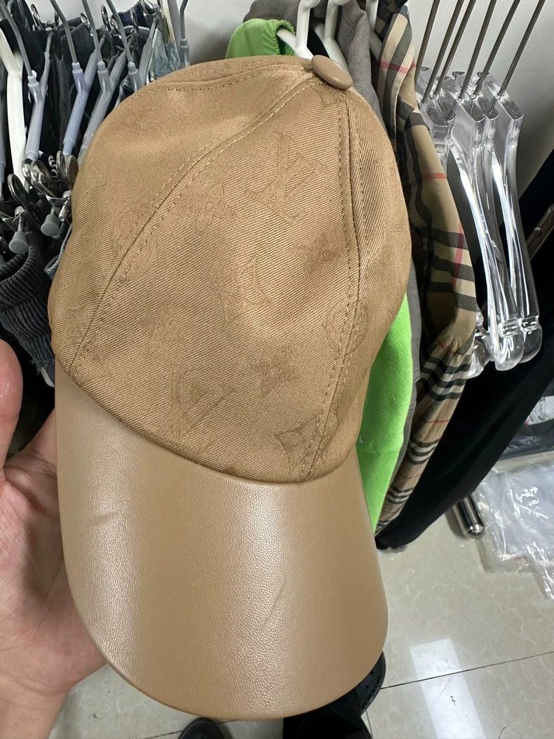 Louis Vuitton Louis Vuitton Brown baseball cap Size ONE SIZE - 2 Thumbnail