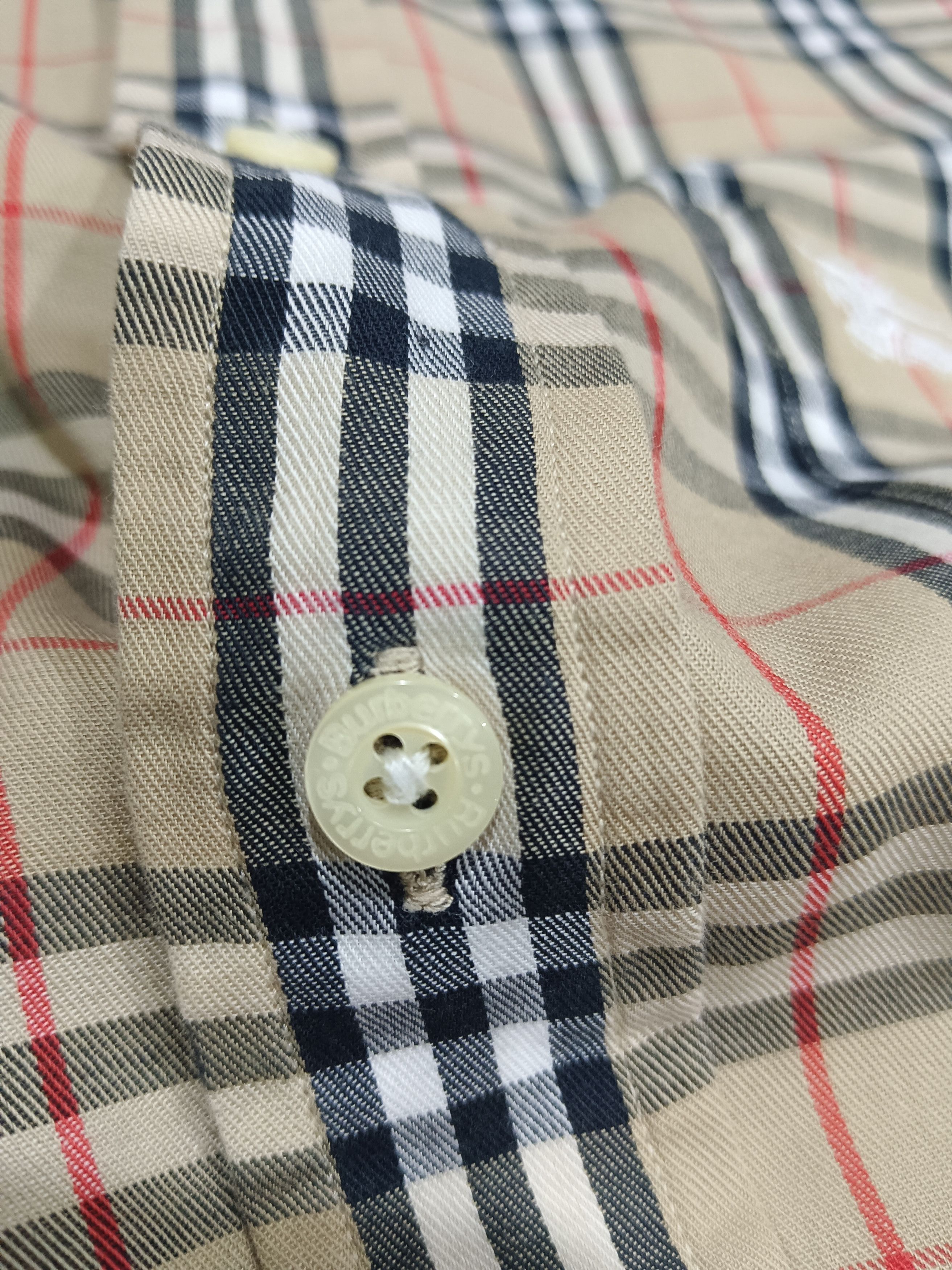 Burberry Burberry shirt novachecked Size US M / EU 48-50 / 2 - 3 Thumbnail