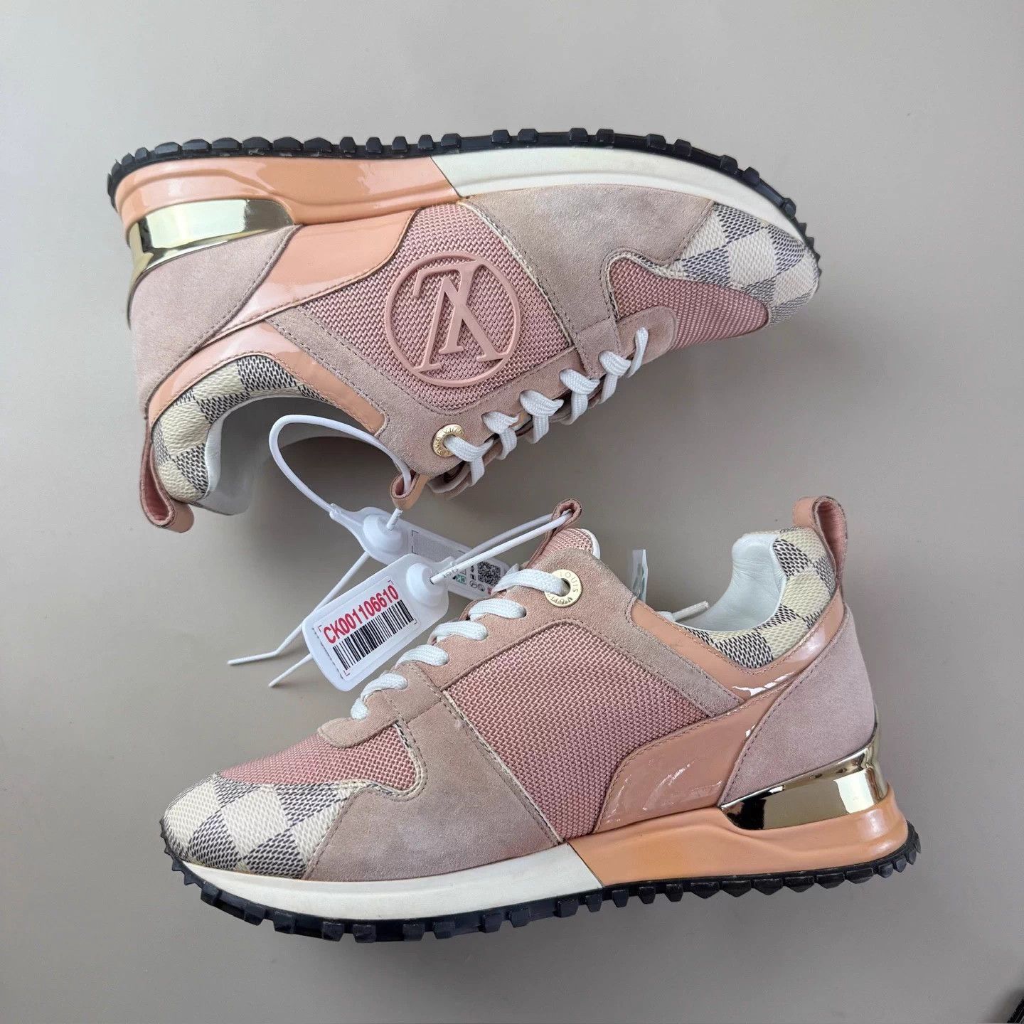 Louis Vuitton LV Run Away white pink checkerboard 35 EU 95 new Size US 4 / IT 34 - 5 Thumbnail