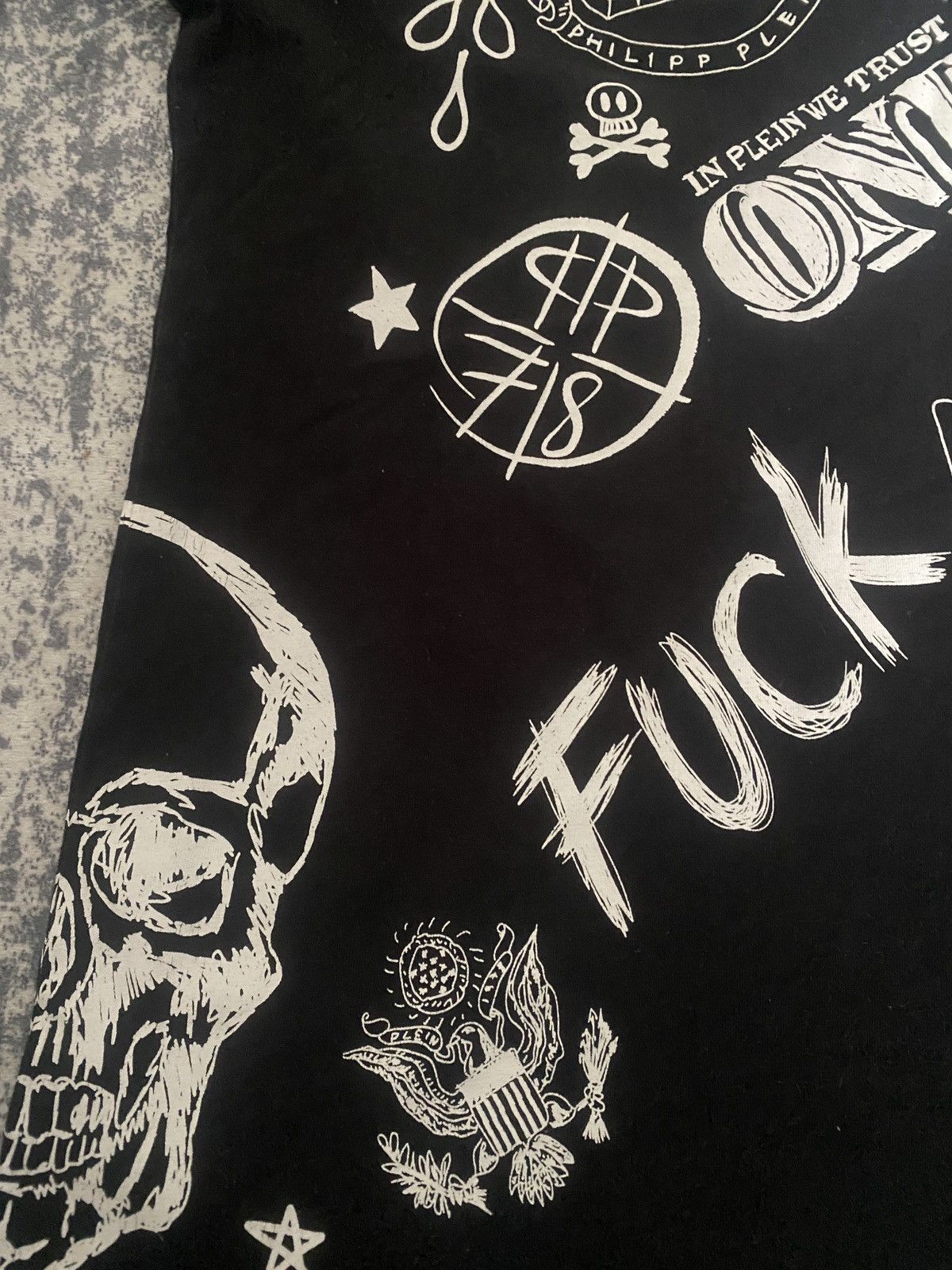 Other Philipp plein luxury big logo fullprint cash skull drip tee Size US L / EU 52-54 / 3 - 10 Thumbnail