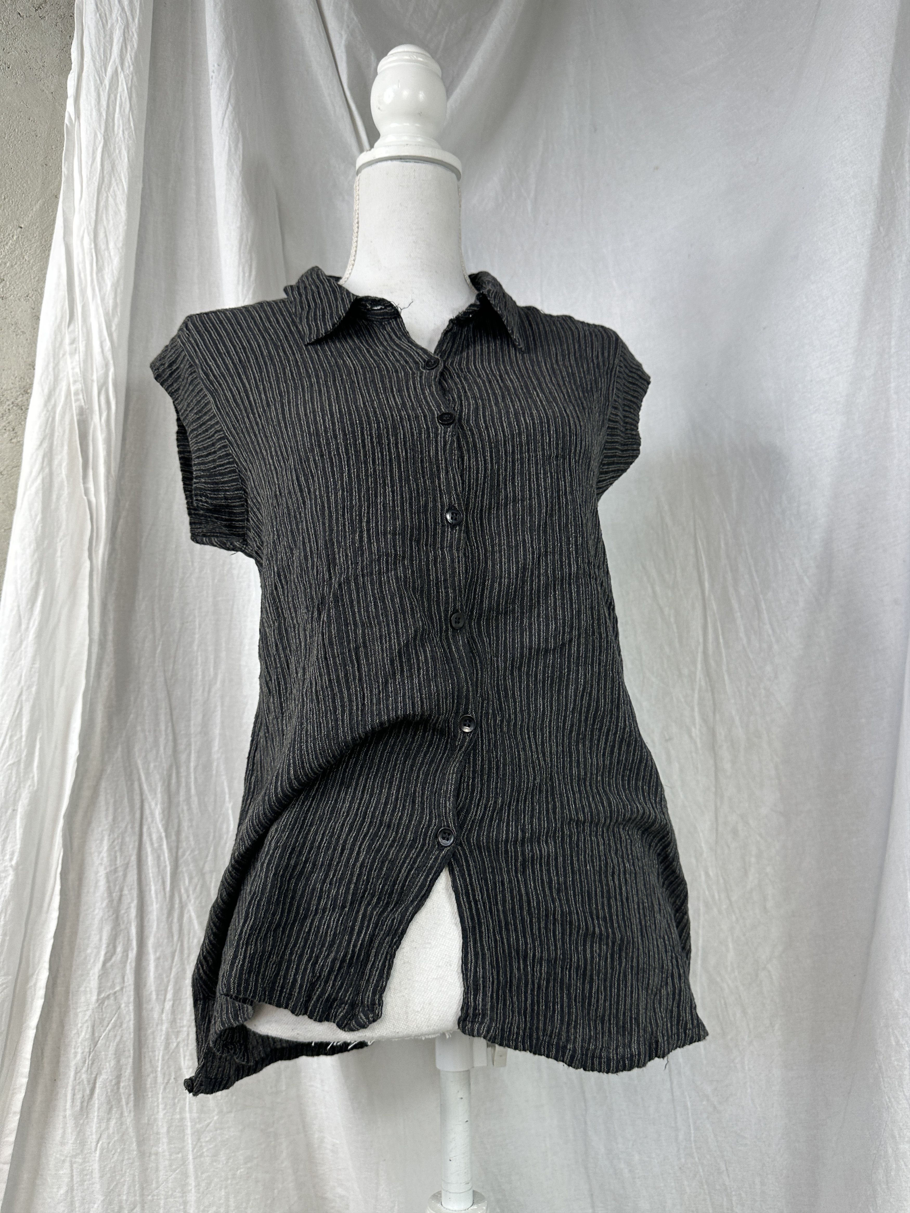 Vintage Vintage 00s Stripped Preppy Short Sleeve Shirt Size M / US 6-8 / IT 42-44 - 1 Thumbnail
