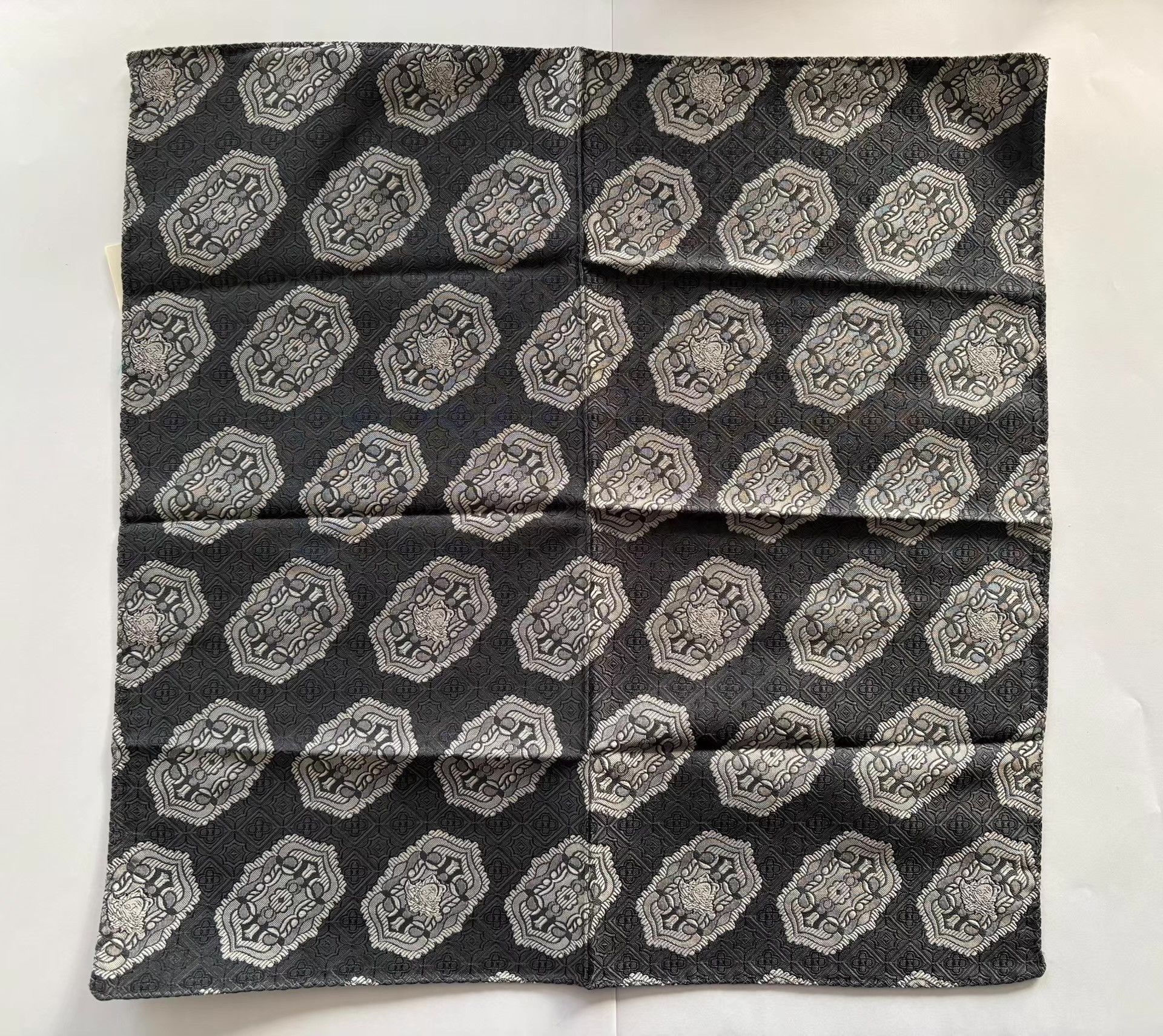 Versace Gianni Versace Men's Pocket Square / Handkerchief Ｑ21 Size ONE SIZE - 7 Thumbnail