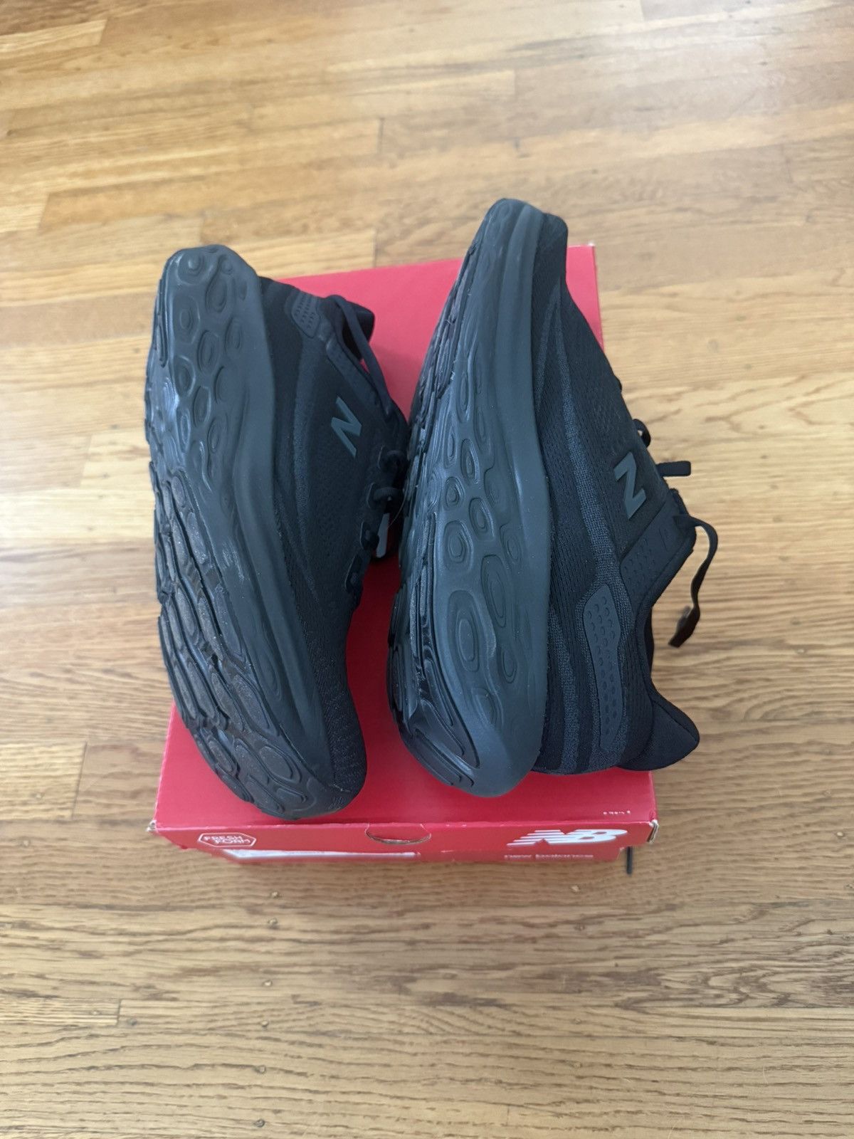 New Balance New Balance Fresh Foam X 1080v13 – Triple Black (US 10) Size US 10 / EU 43 - 2 Thumbnail