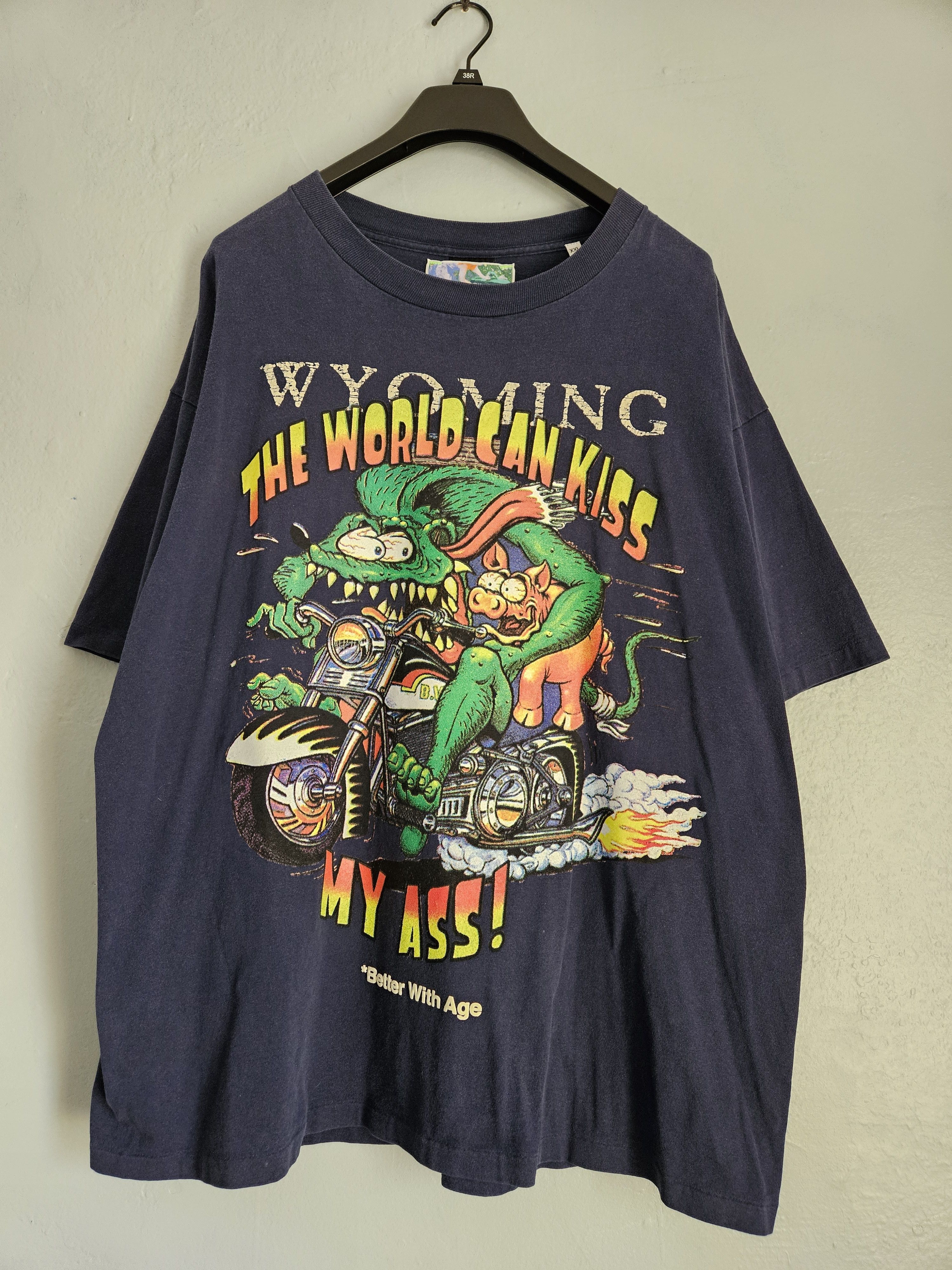 World Can Kiss My Ass Navy Blue Wyoming T Shirt