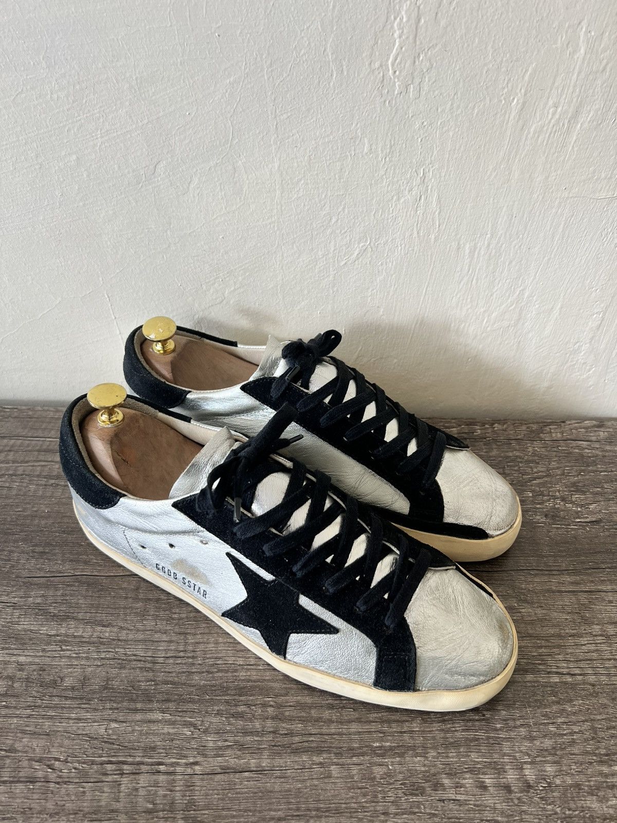 Golden Goose GOLDEN GOOSE SUPER STAR SNEAKERS DELUXE BRAND(GGDB) Size US 8 / EU 41 - 2 Thumbnail