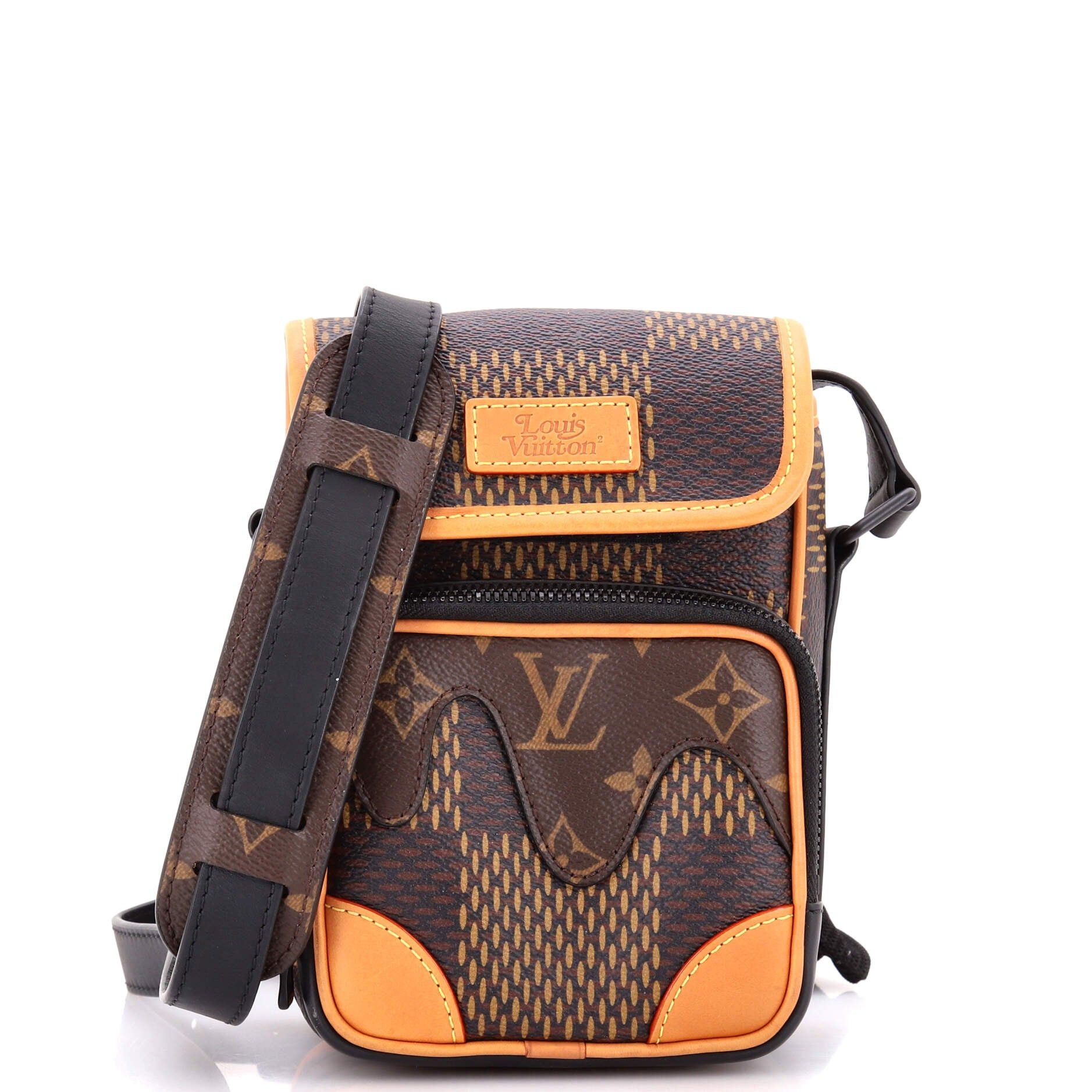 Nigo Amazone Messenger Bag