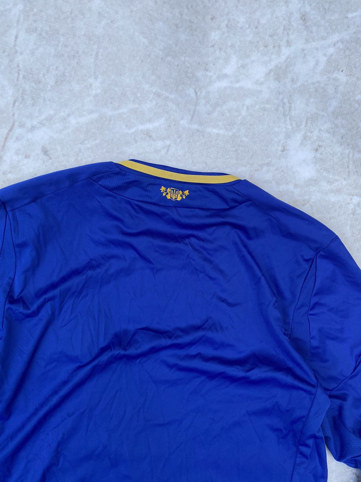 Adidas × Vintage UKRAINE 2012 2013 AWAY FOOTBALL SHIRT SOCCER JERSEY ADIDAS Size US L / EU 52-54 / 3 - 8 Thumbnail