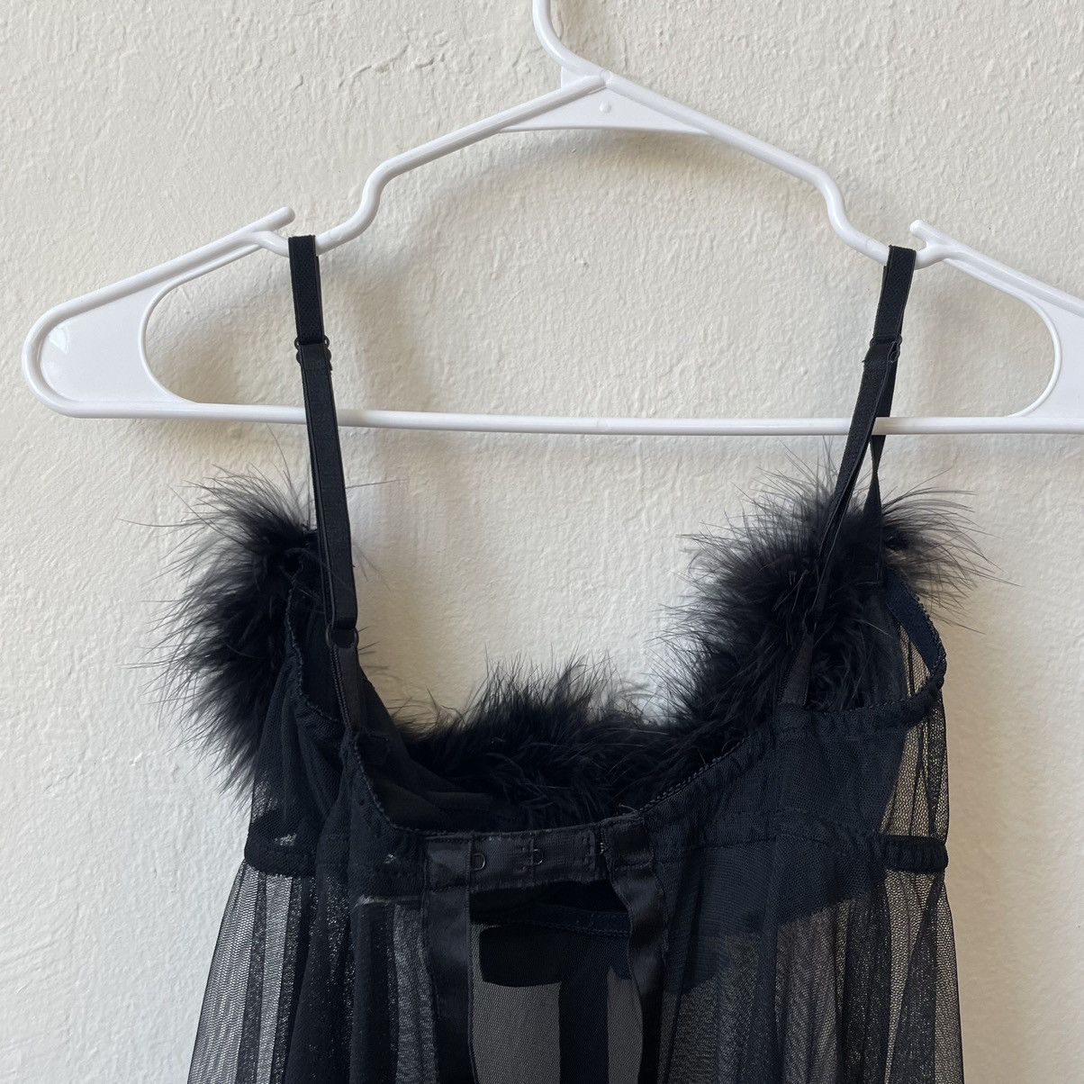 Victoria's Secret rare 90s Victoria’s Secret black marabou fur babydoll top Size ONE SIZE - 8 Thumbnail
